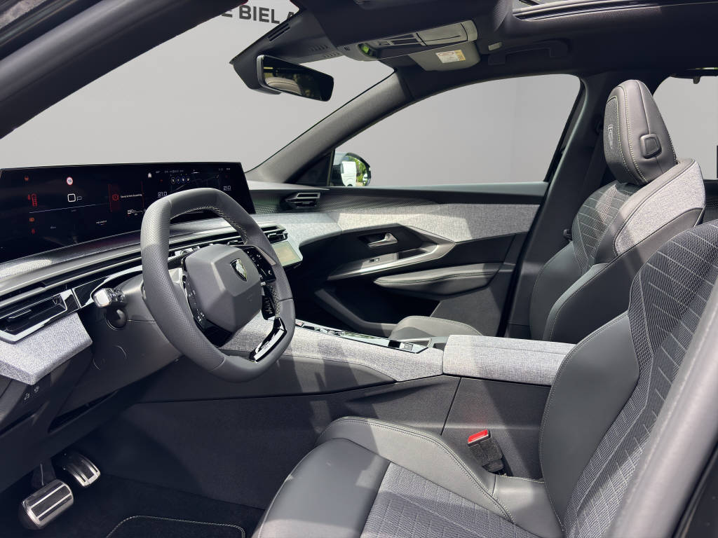 PEUGEOT 5008 1.2 Hybrid GT-image-5