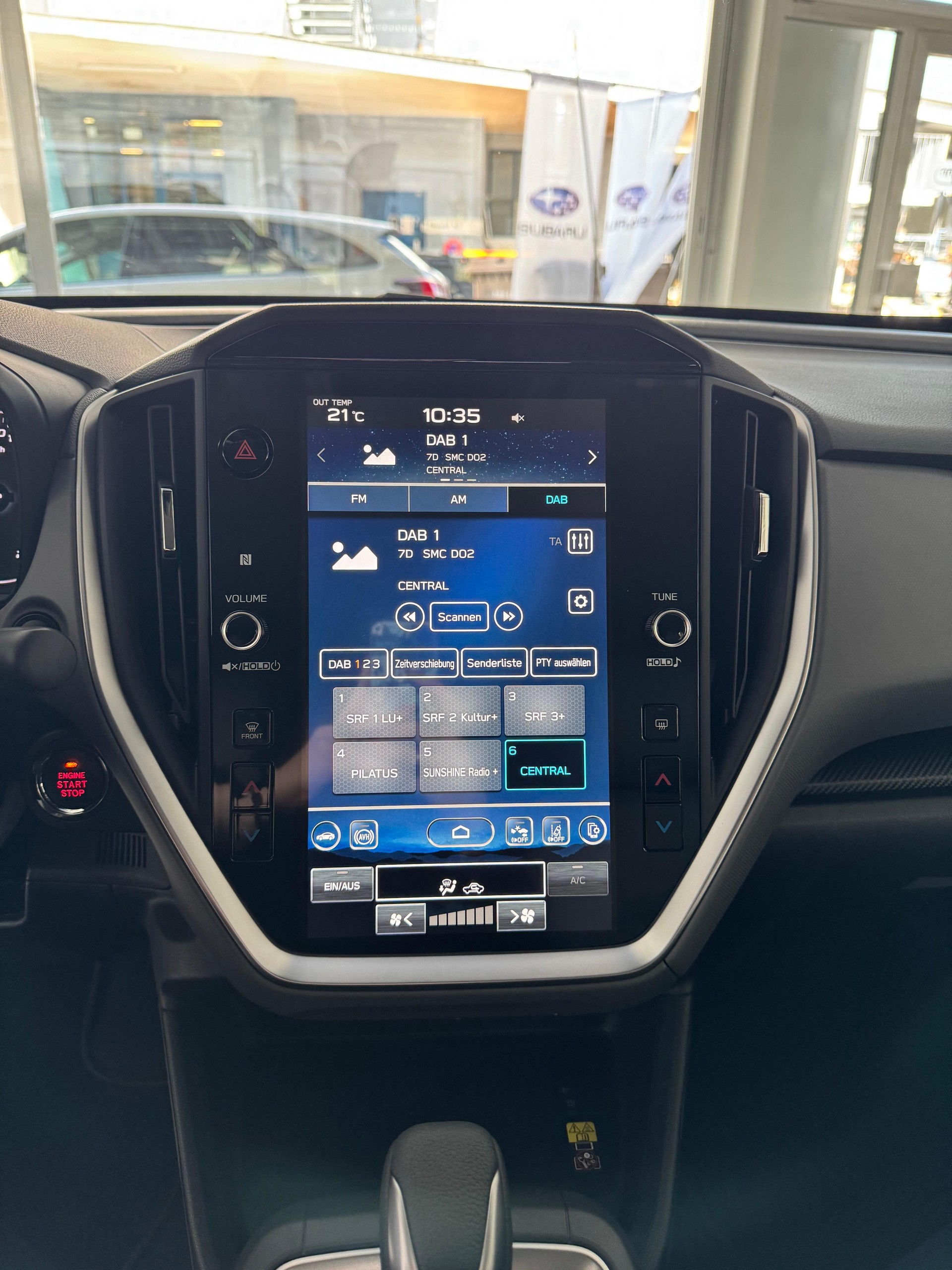 SUBARU Crosstrek 2.0 e-Boxer Passion AWD Lineartronic-image-9