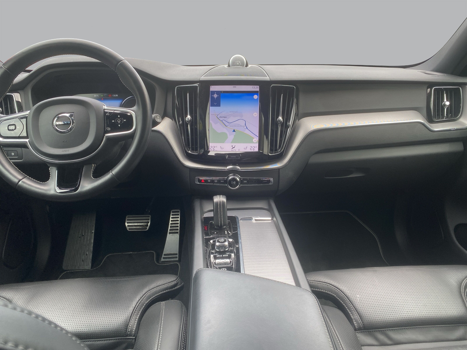 VOLVO XC60 T8 eAWD R-Design Geartronic-image-9