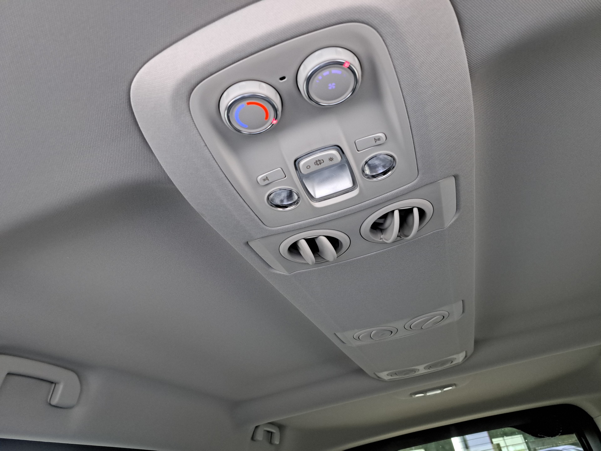 TOYOTA Proace Verso 2.0 D-4D Trend Medium Aut.-image-14