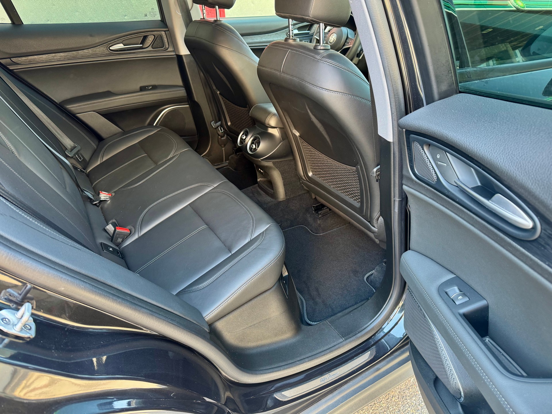 ALFA ROMEO Stelvio 2.0 Super Q4 Automatic - Frisch ab MFK --image-8