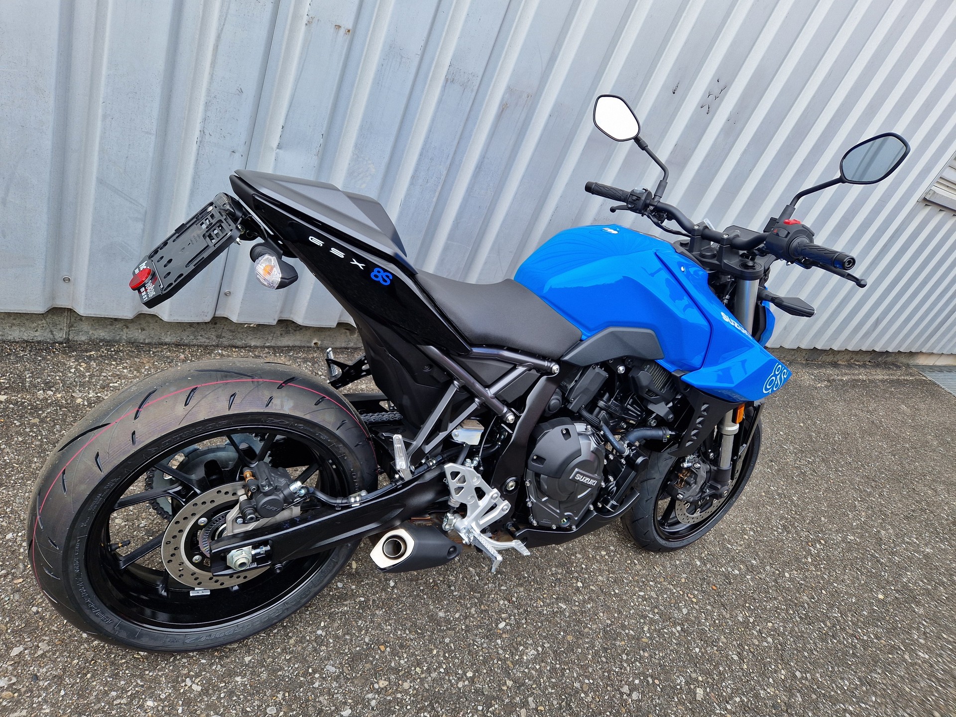SUZUKI GSX 8 S-image-4