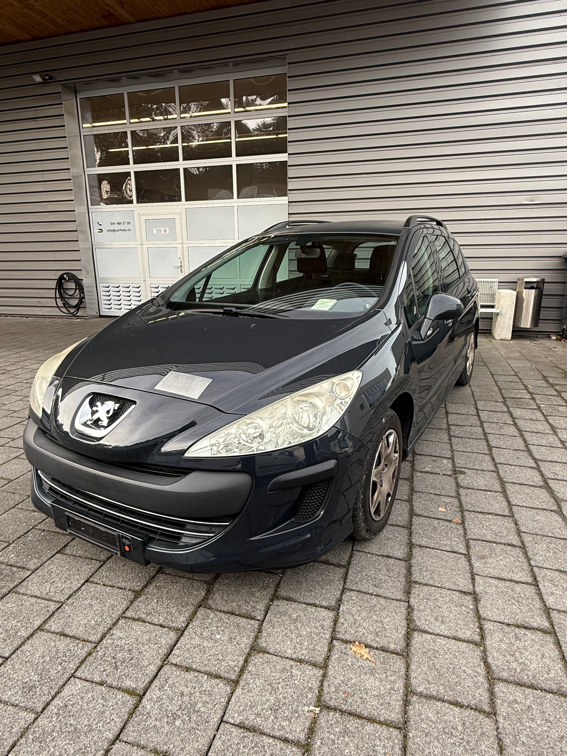 PEUGEOT 308 SW 1.6 HDI Trendy-image-1