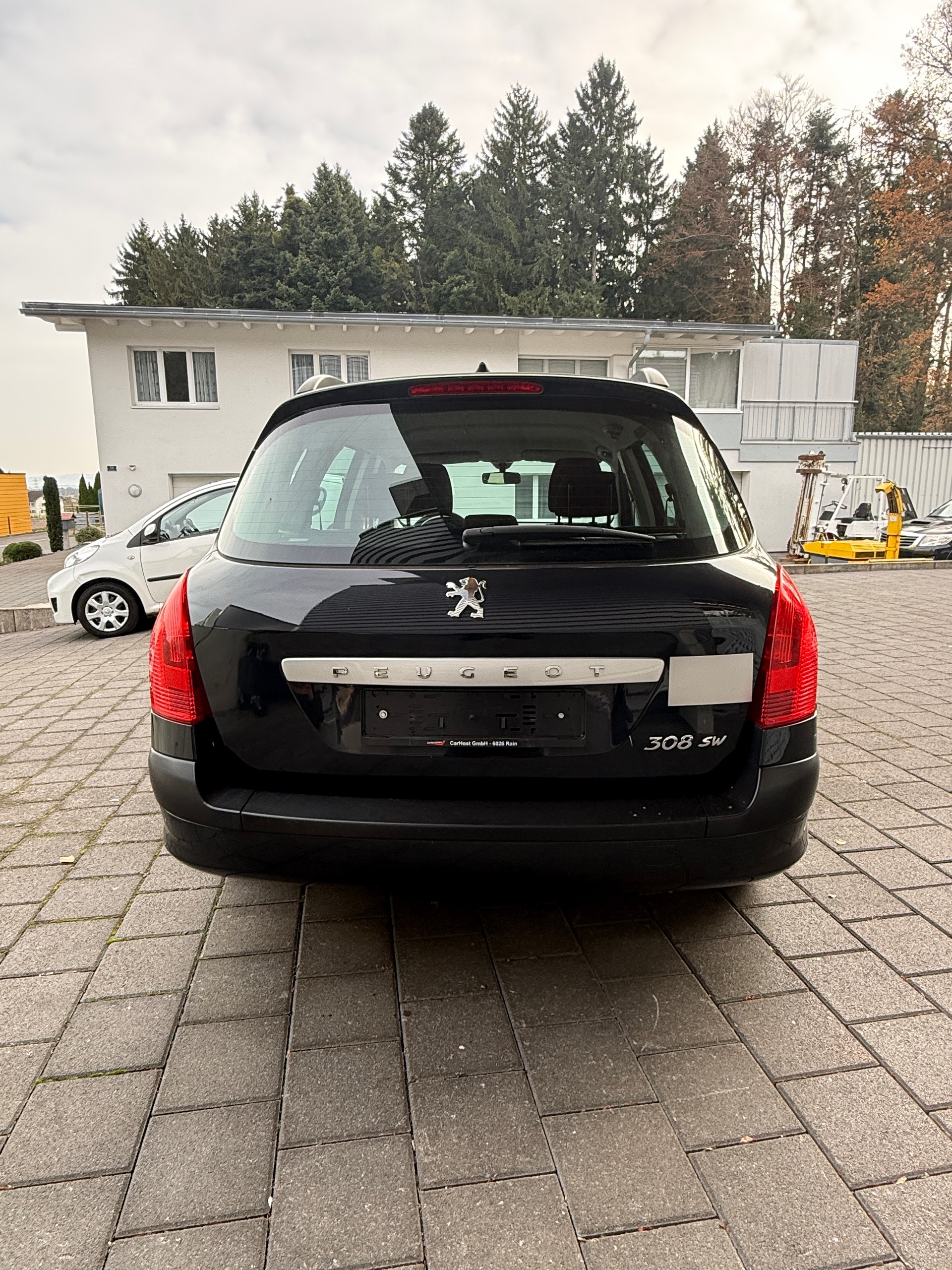 PEUGEOT 308 SW 1.6 HDI Trendy-image-5