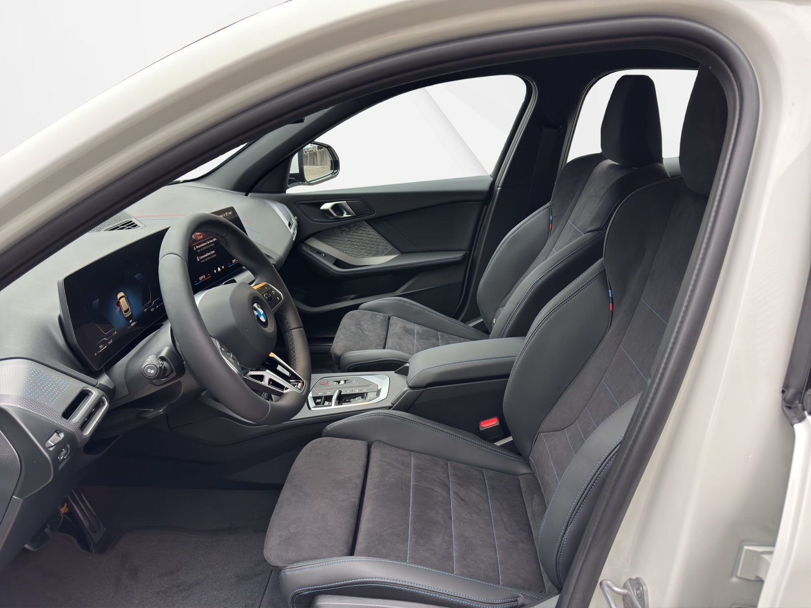 BMW 120 M Sport Steptronic-image-11