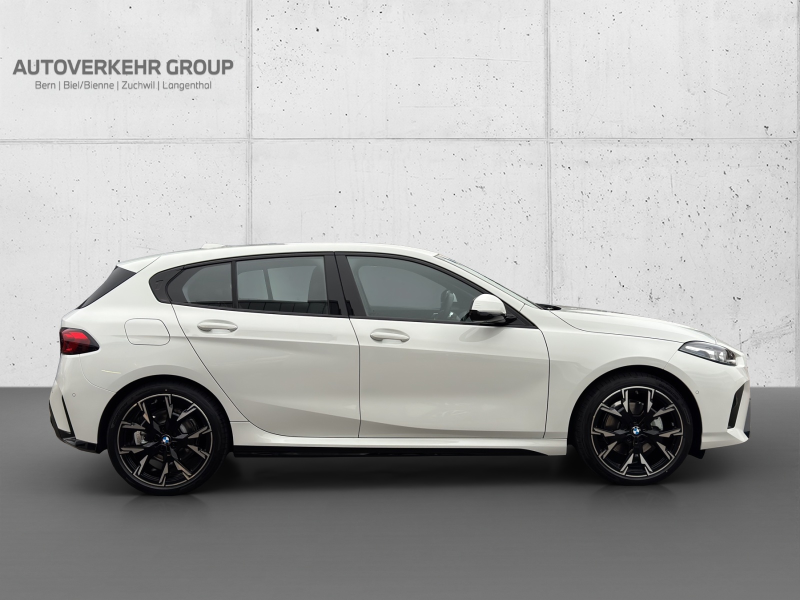 BMW 120 M Sport Steptronic-image-5