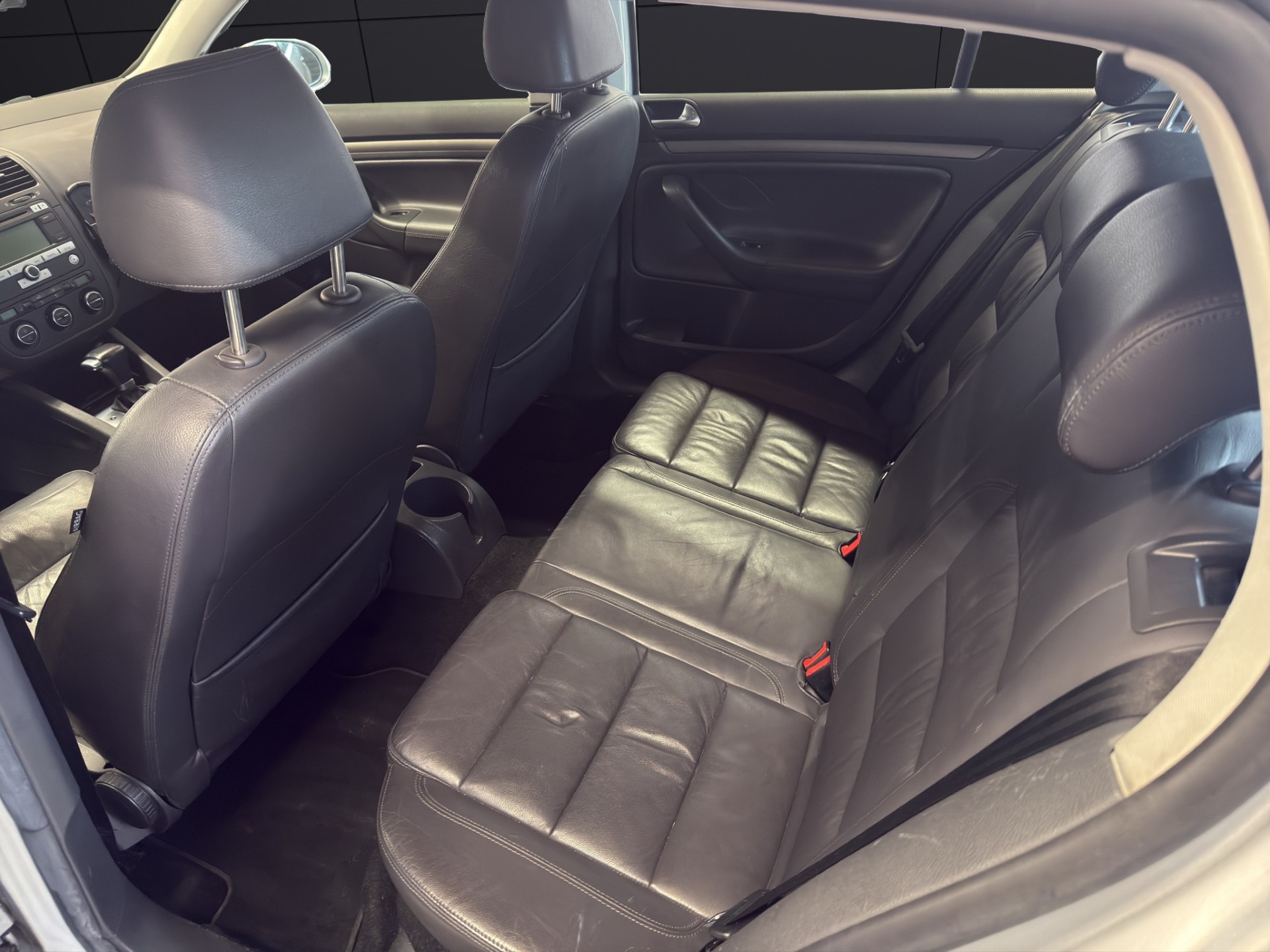 VW Golf 2.0 FSI Comfortline-image-7