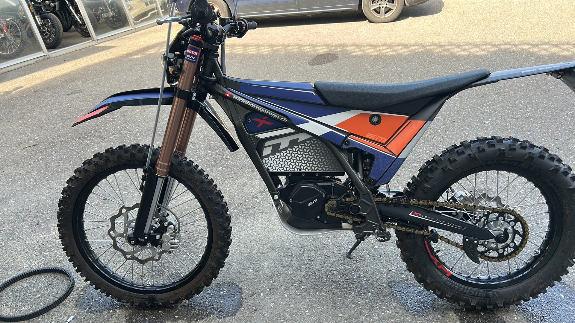 ELECTRIC MOTION Escape XR