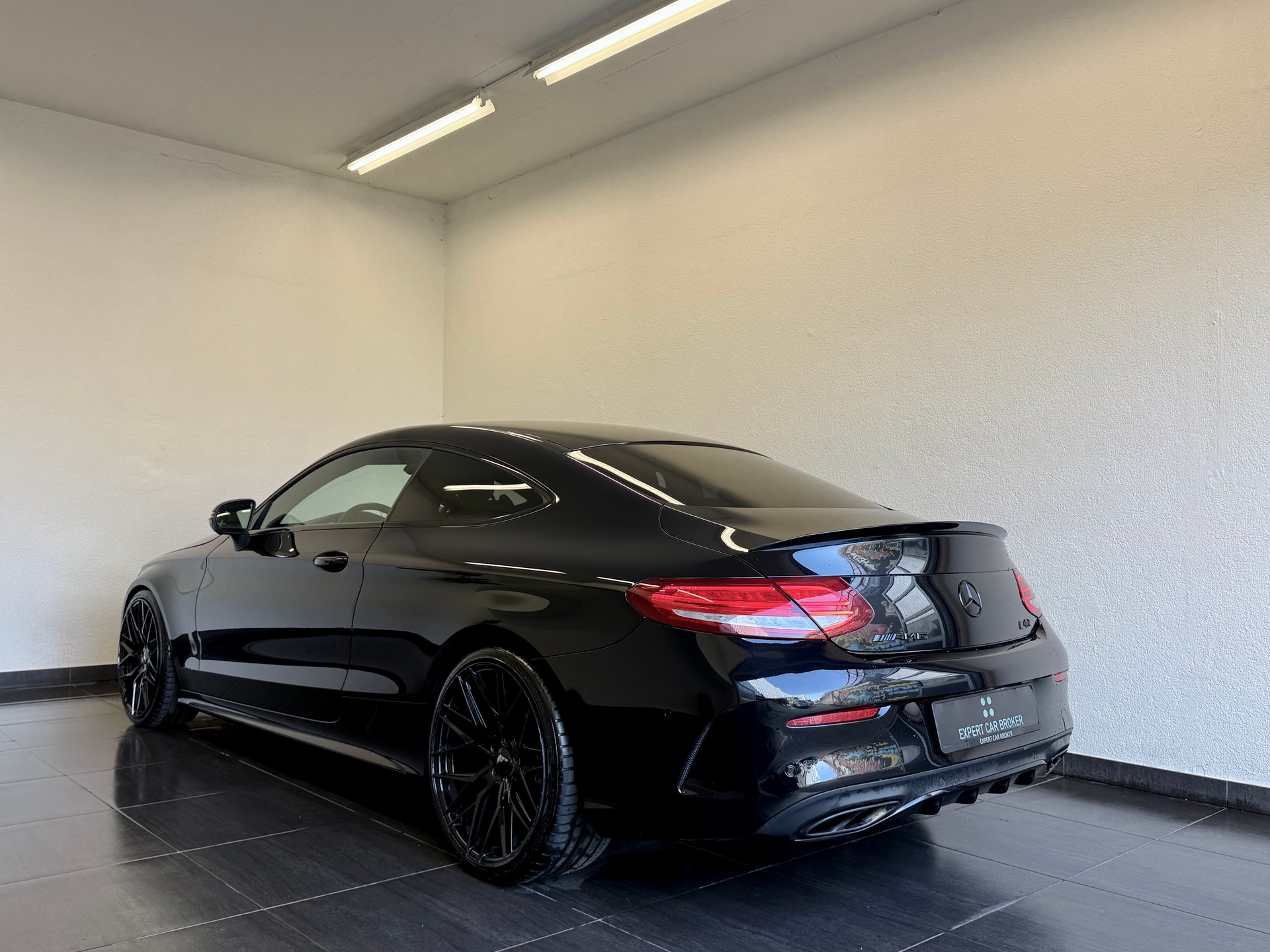 MERCEDES-BENZ C 43 AMG 4Matic 9G-tronic "ALL BLACK"-image-8
