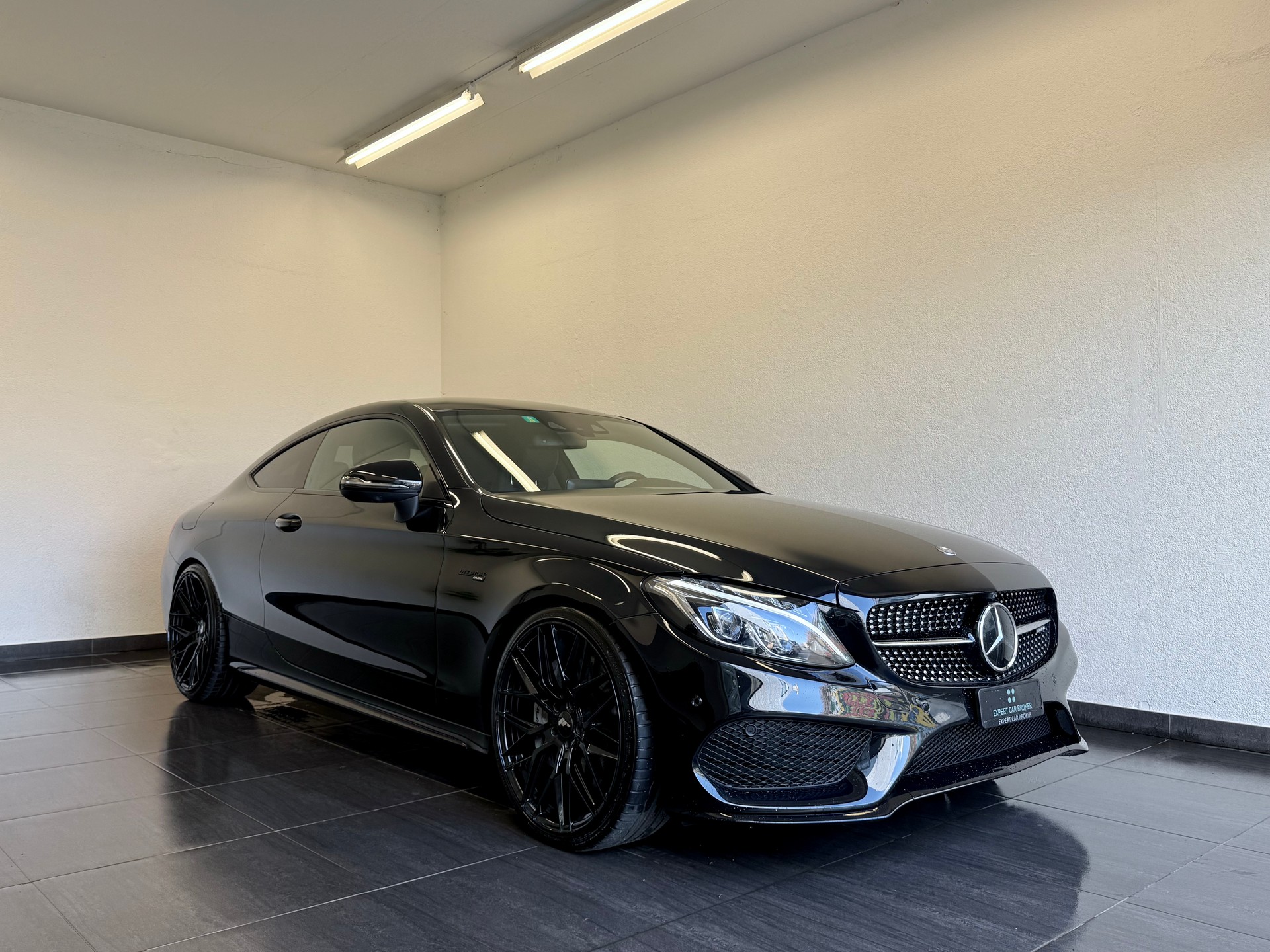 MERCEDES-BENZ C 43 AMG 4Matic 9G-tronic "ALL BLACK"-showroom-element-1