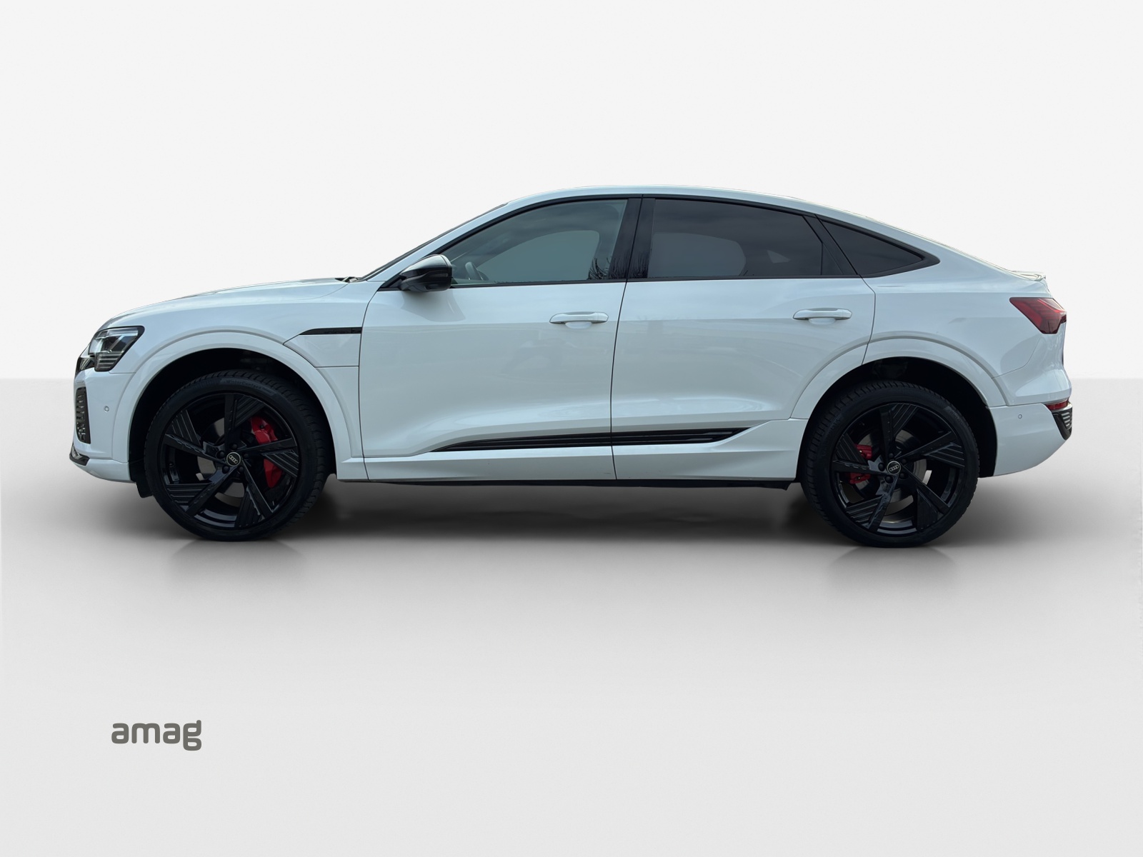 AUDI Q8 Sportback 55 e-tron Black Edition quattro-showroom-element-1