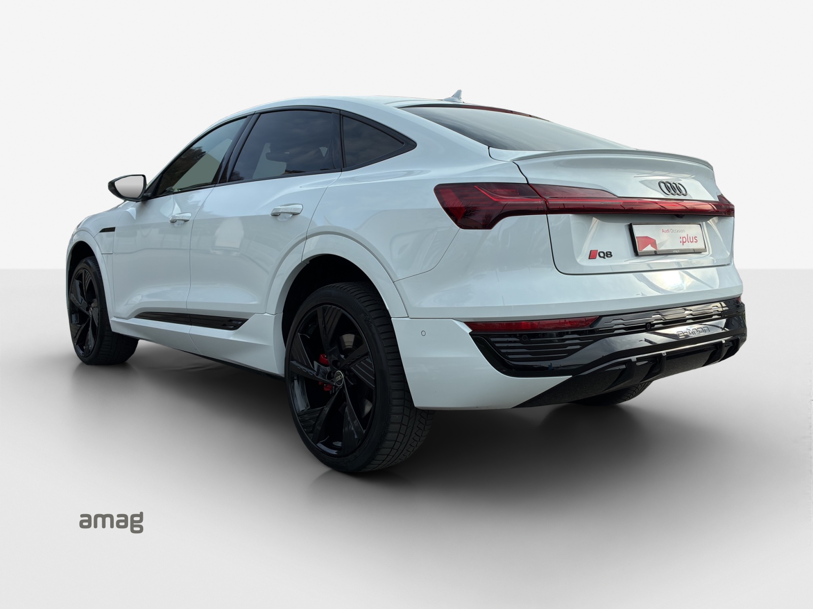 AUDI Q8 Sportback 55 e-tron Black Edition quattro-showroom-element-2