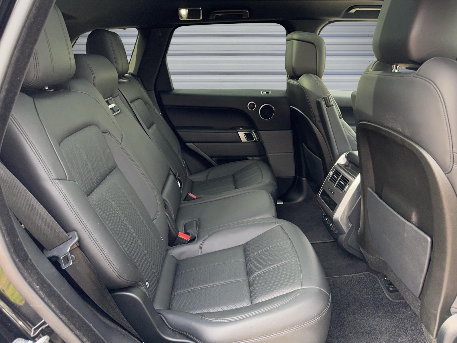 LAND ROVER Range Rover Sport P400e 2.0 I4 PHEV HSE Automatic-image-13