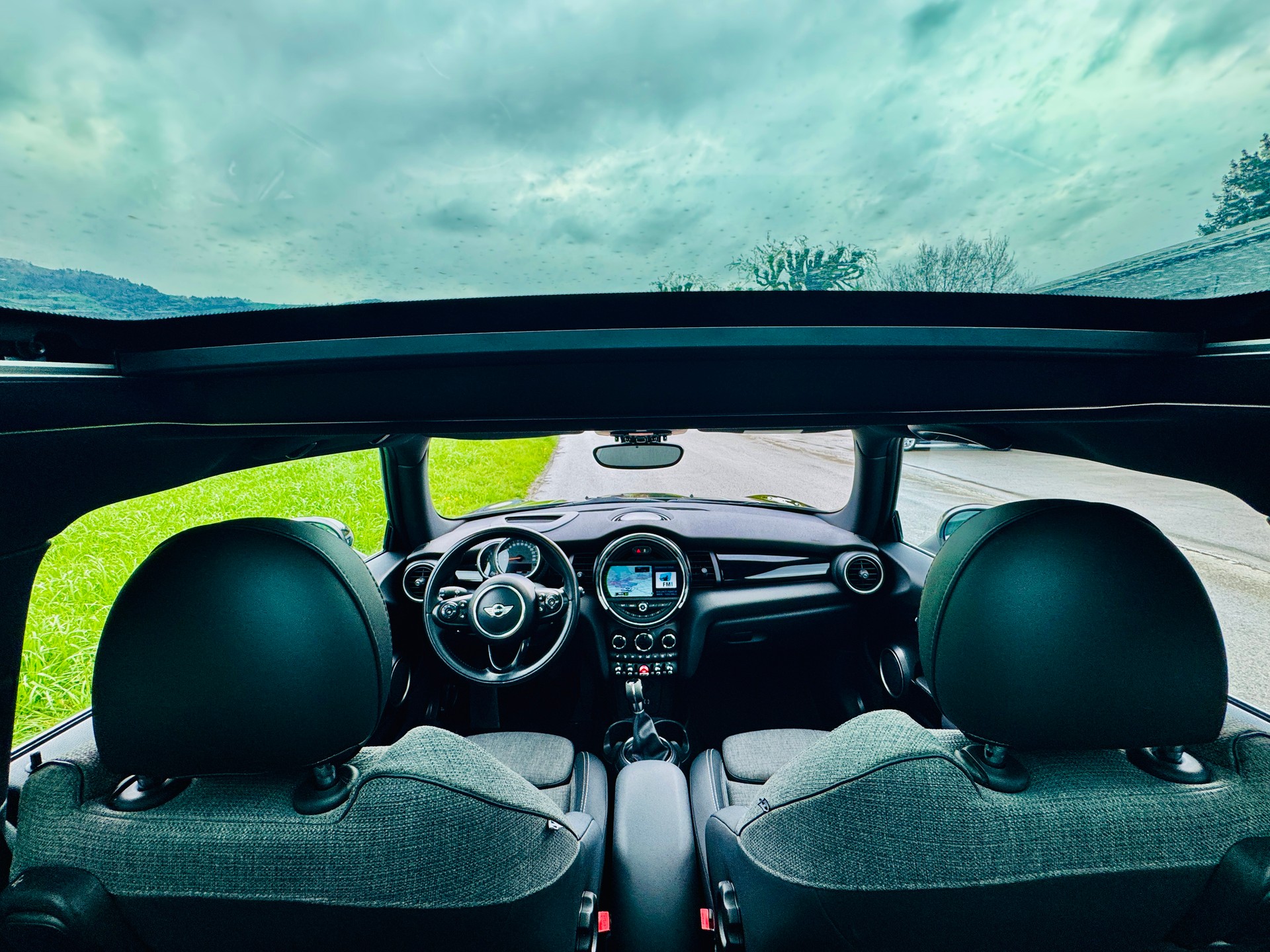 MINI Cooper S-image-9