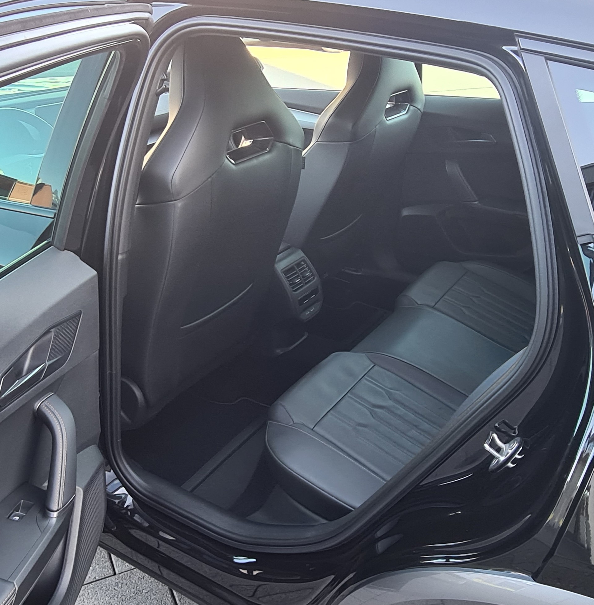 CUPRA Formentor 1.4 e-HYBRID pHEV VZ DSG-image-10