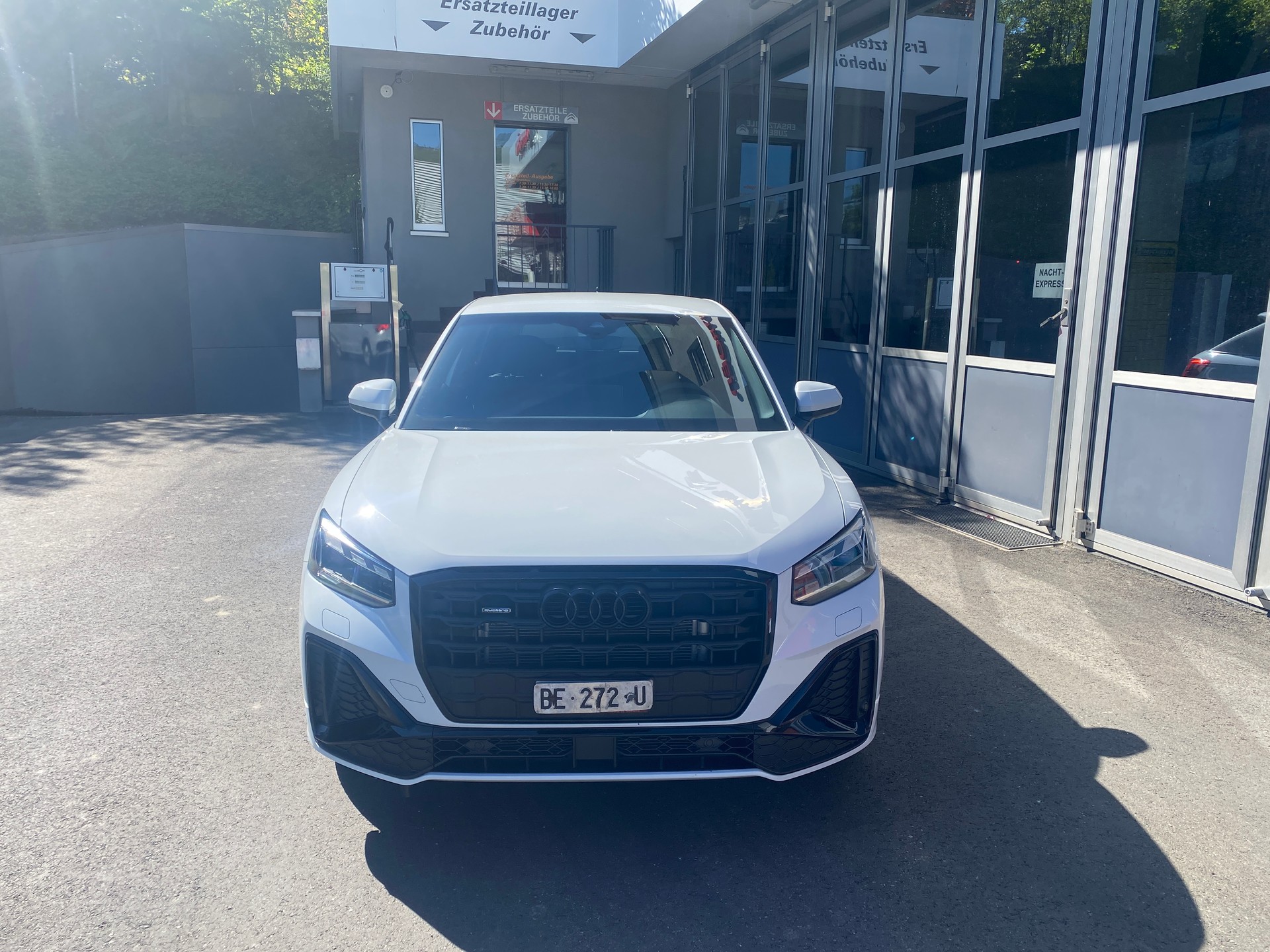AUDI Q2 40 TFSI S line Attraction quattro S-tronic-image-1