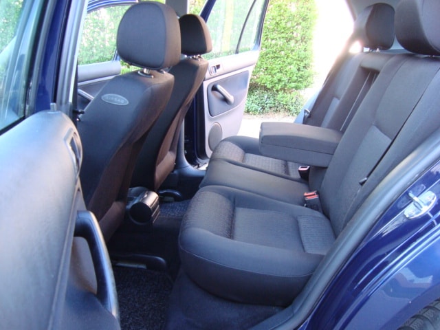 VW Golf 1.9 TDI PD Comfortline | Klima | Parksensoren-image-9