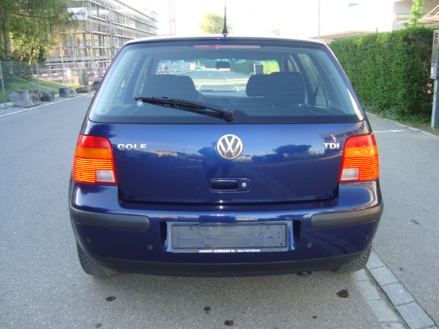 VW Golf 1.9 TDI PD Comfortline | Klima | Parksensoren-image-3