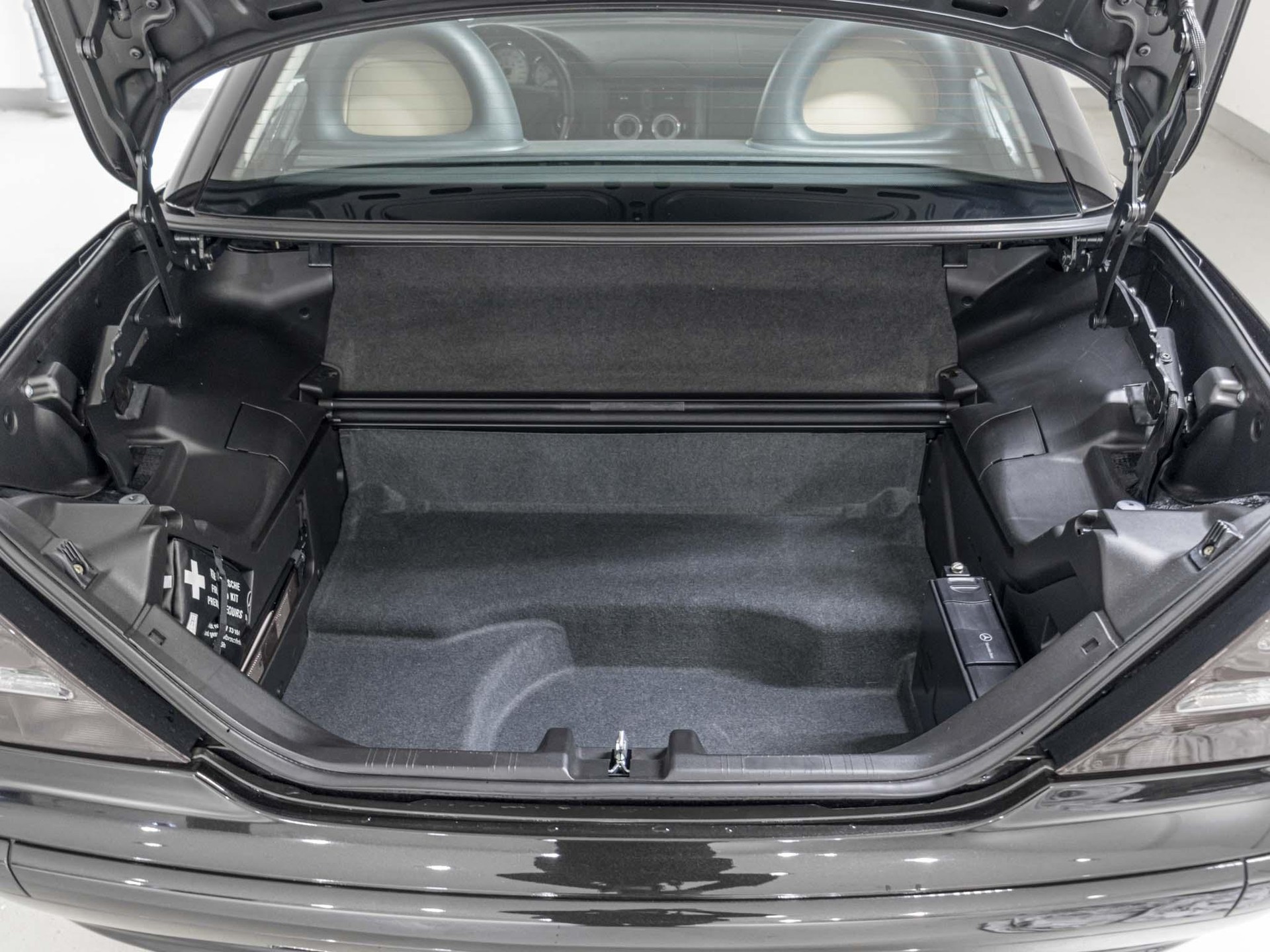 MERCEDES-BENZ SLK 320 Roadster-image-11