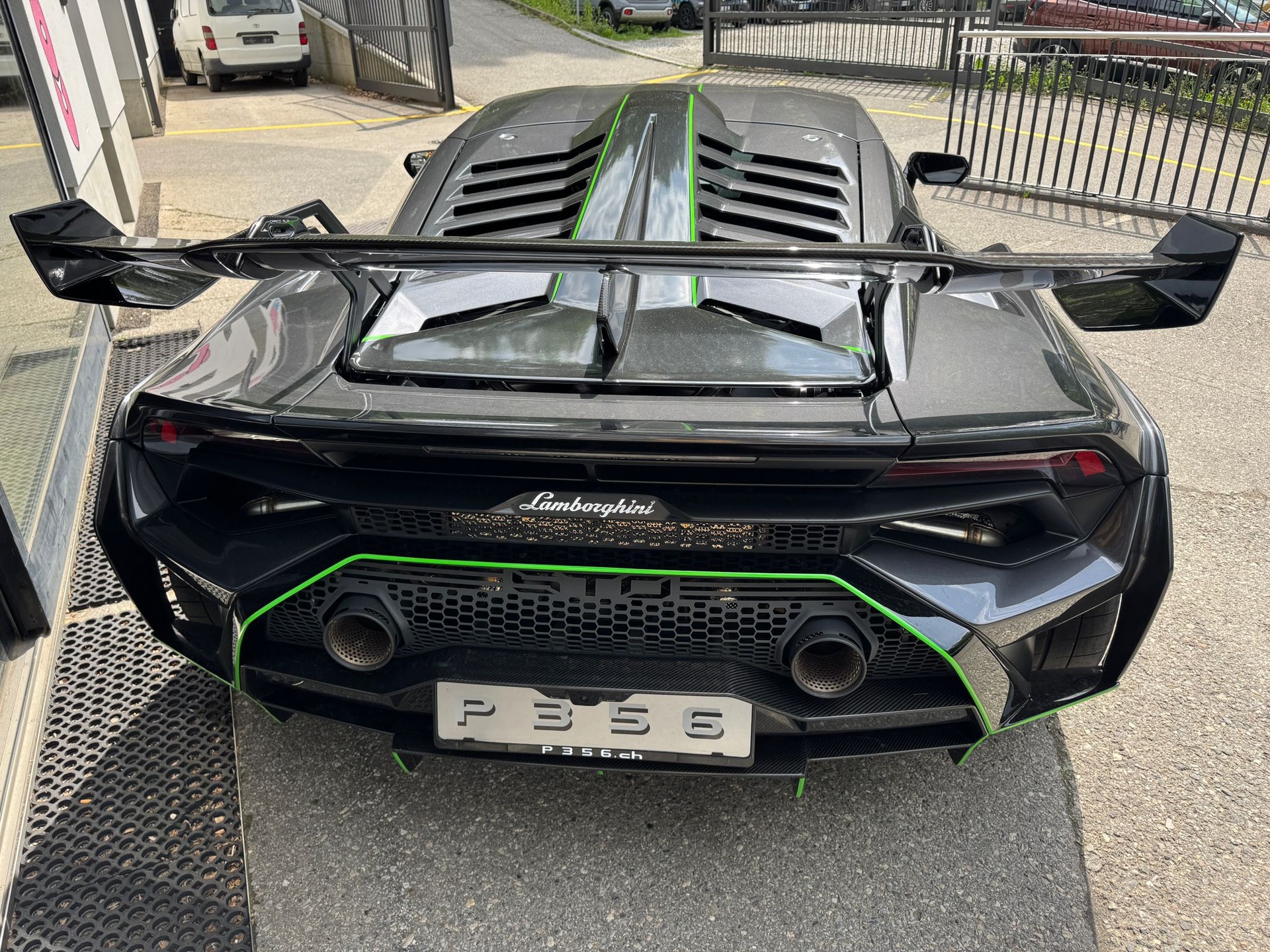 LAMBORGHINI Huracan STO Coupé DCT RWD-image-5