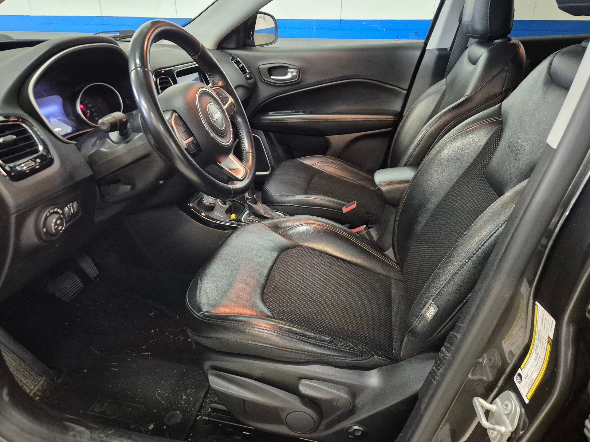 JEEP Compass 2.0CRD Opening Edition AWD 9ATX-image-6