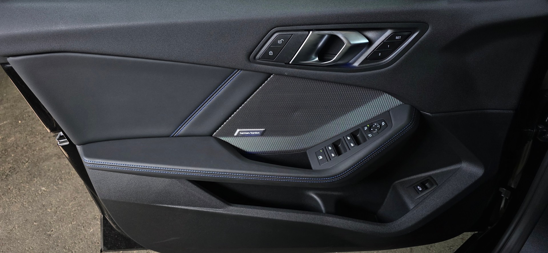 BMW 120d M Sport Steptronic *Harman/Kardon*Abstandsregler*360°Kamera*CarPlay/AndroidAuto*HeadUpDisplay*Ambientebeleuchtung*-image-15