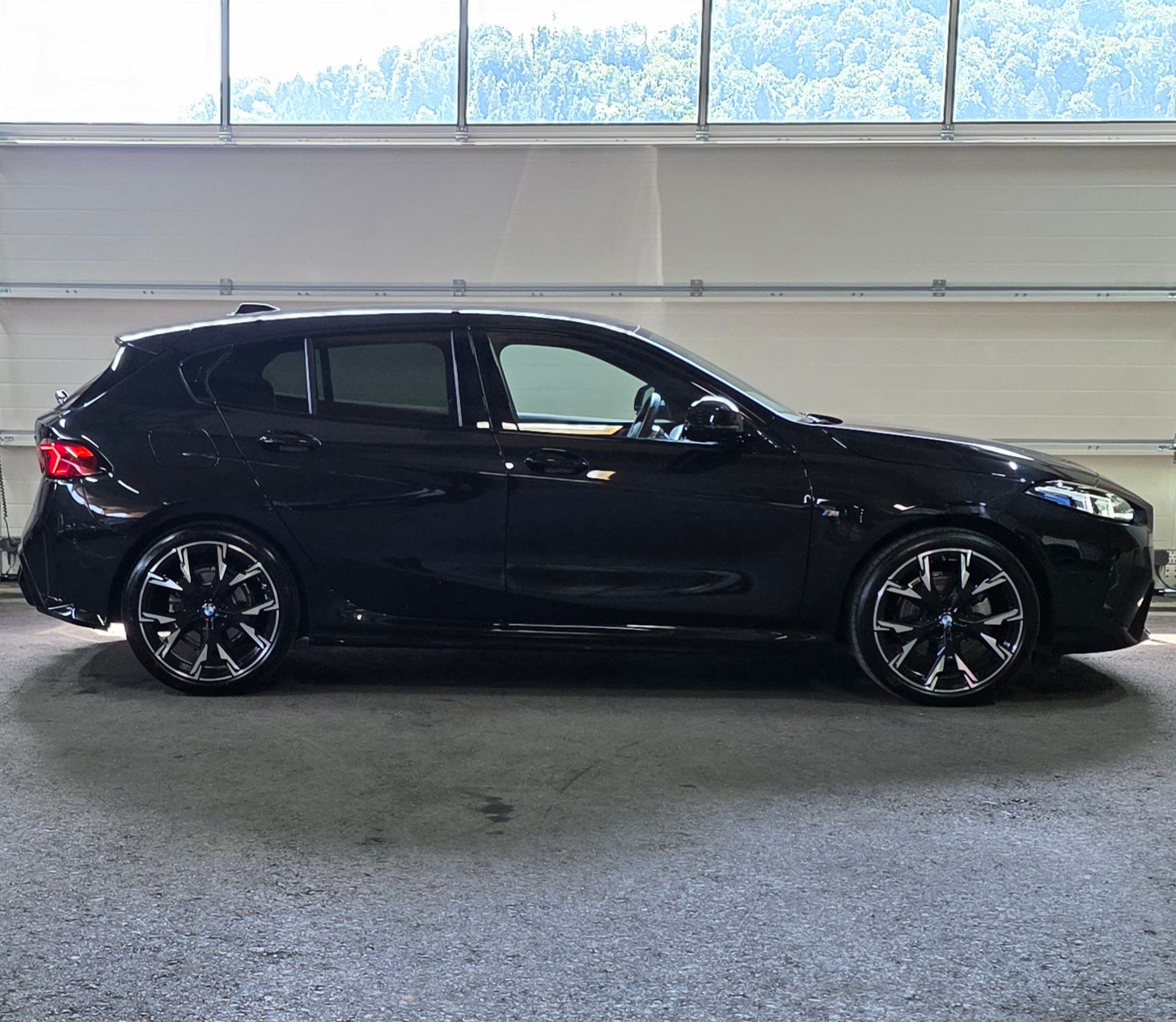 BMW 120d M Sport Steptronic *Harman/Kardon*Abstandsregler*360°Kamera*CarPlay/AndroidAuto*HeadUpDisplay*Ambientebeleuchtung*-image-5