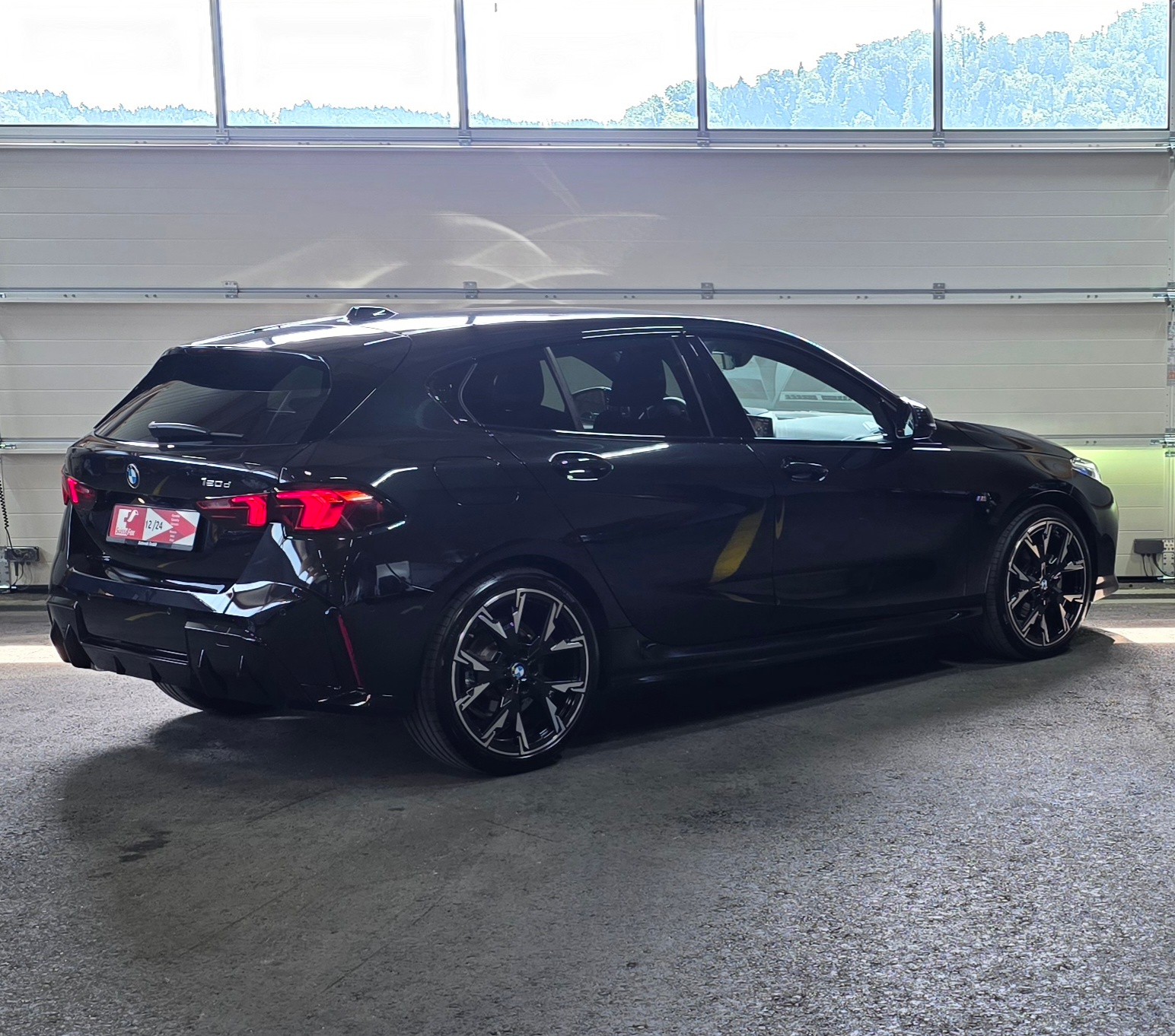 BMW 120d M Sport Steptronic *Harman/Kardon*Abstandsregler*360°Kamera*CarPlay/AndroidAuto*HeadUpDisplay*Ambientebeleuchtung*-image-4