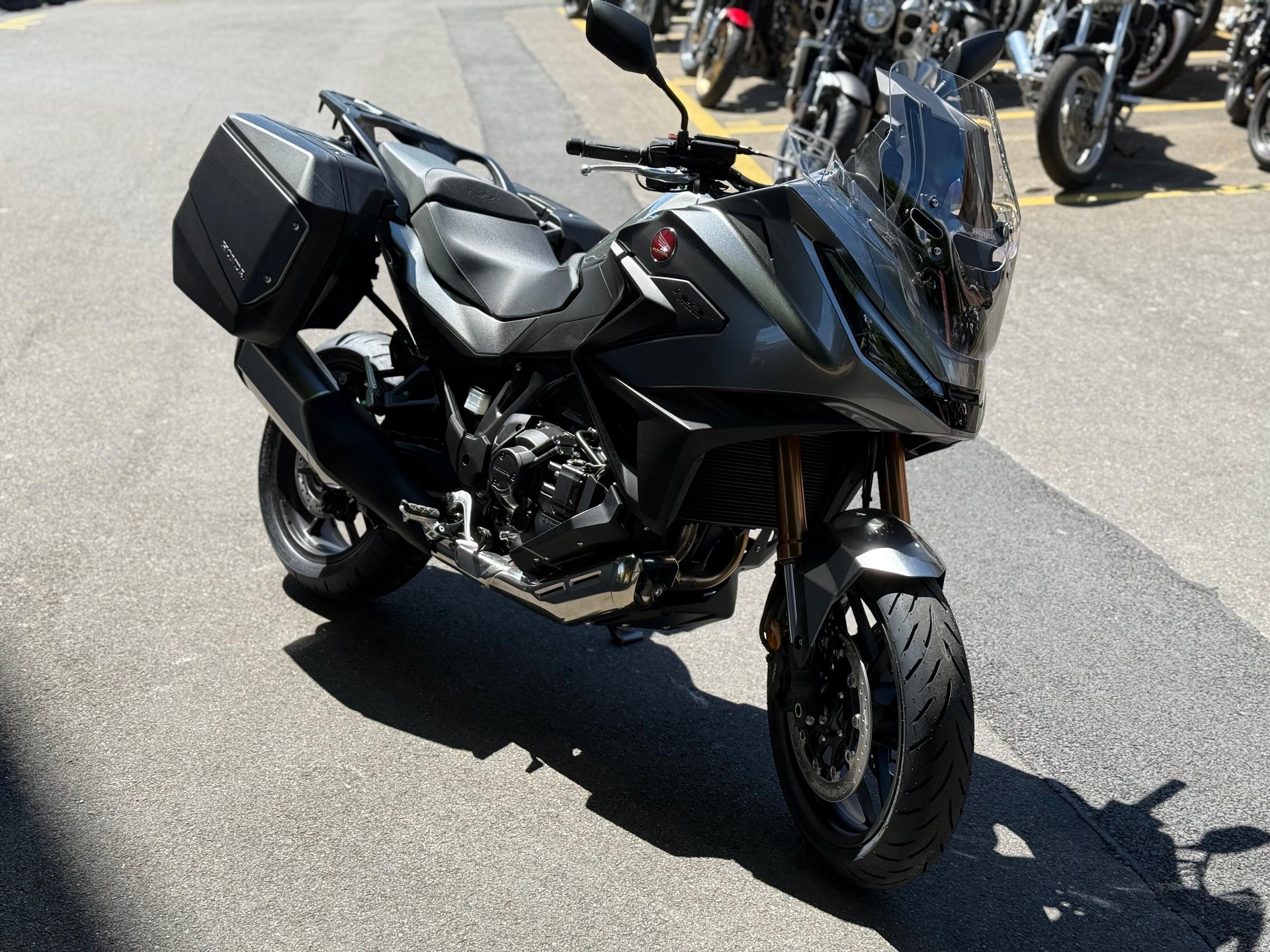 HONDA NT 1100 DCT E.S.-image-1