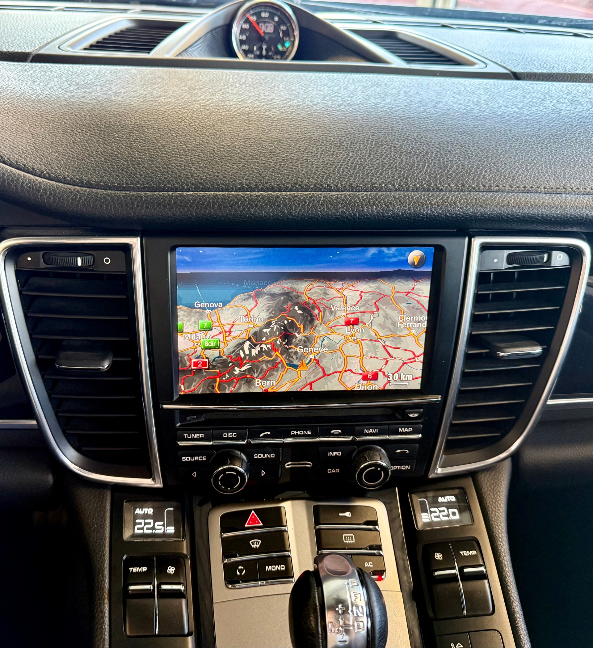 PORSCHE Panamera 4S 4.8 PDK-image-17