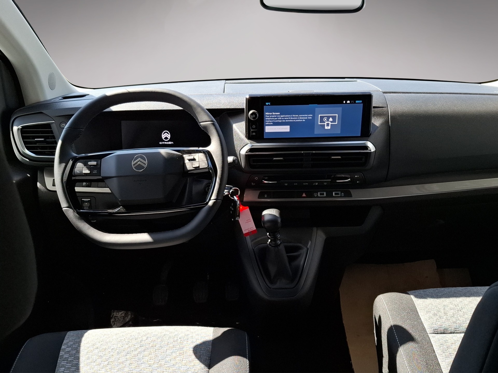 PÖSSL CAMPSTER 2,0 BlueHDI S&S 145-image-3