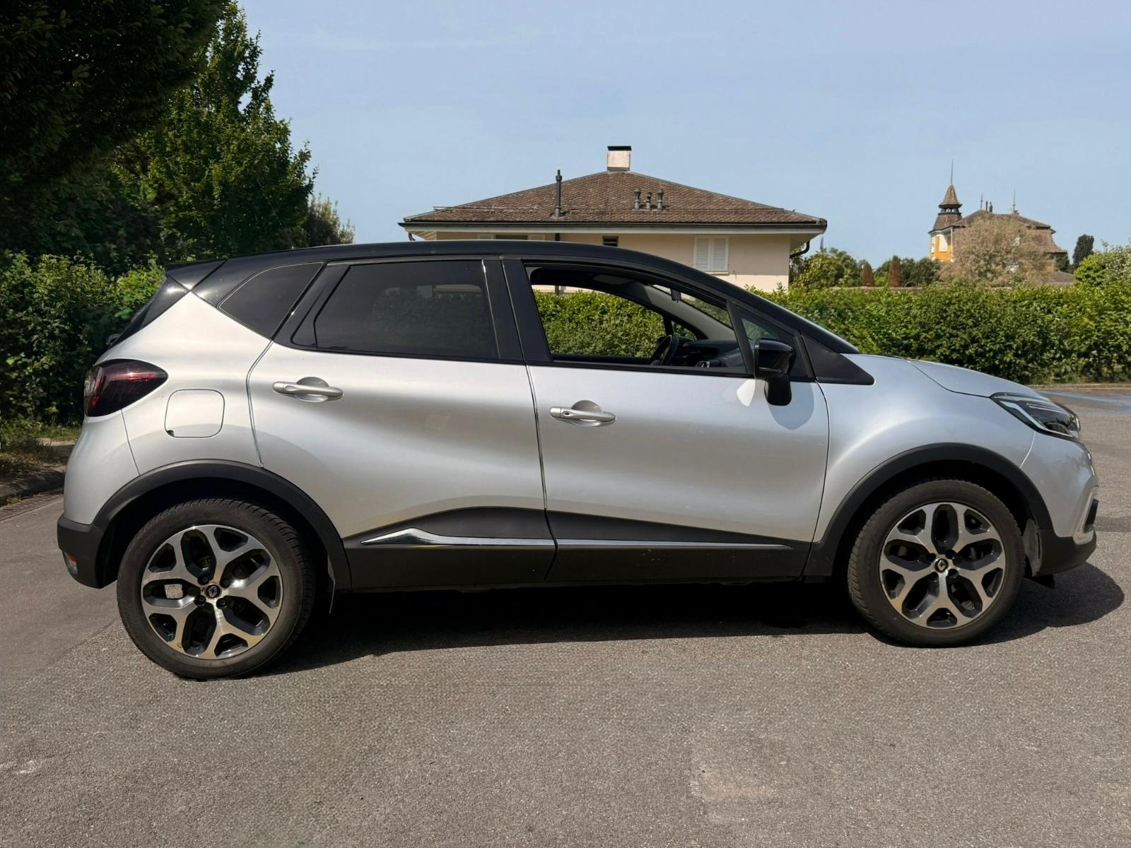RENAULT Captur 1.2 T 16V Intens EDC-image-6