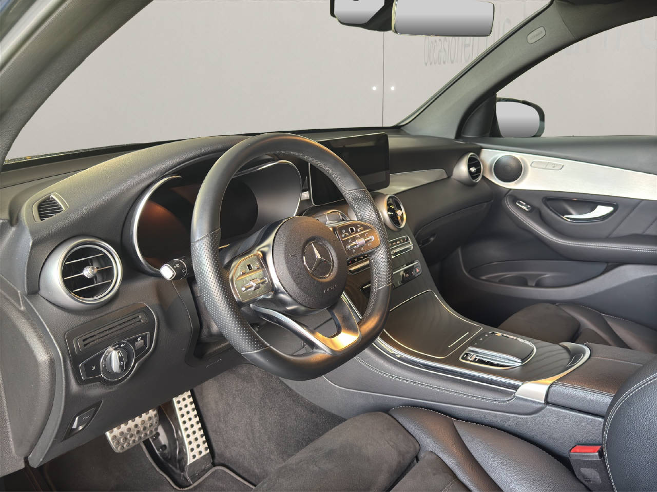 MERCEDES-BENZ GLC Coupé 300 AMG Line 4M AHK-image-4