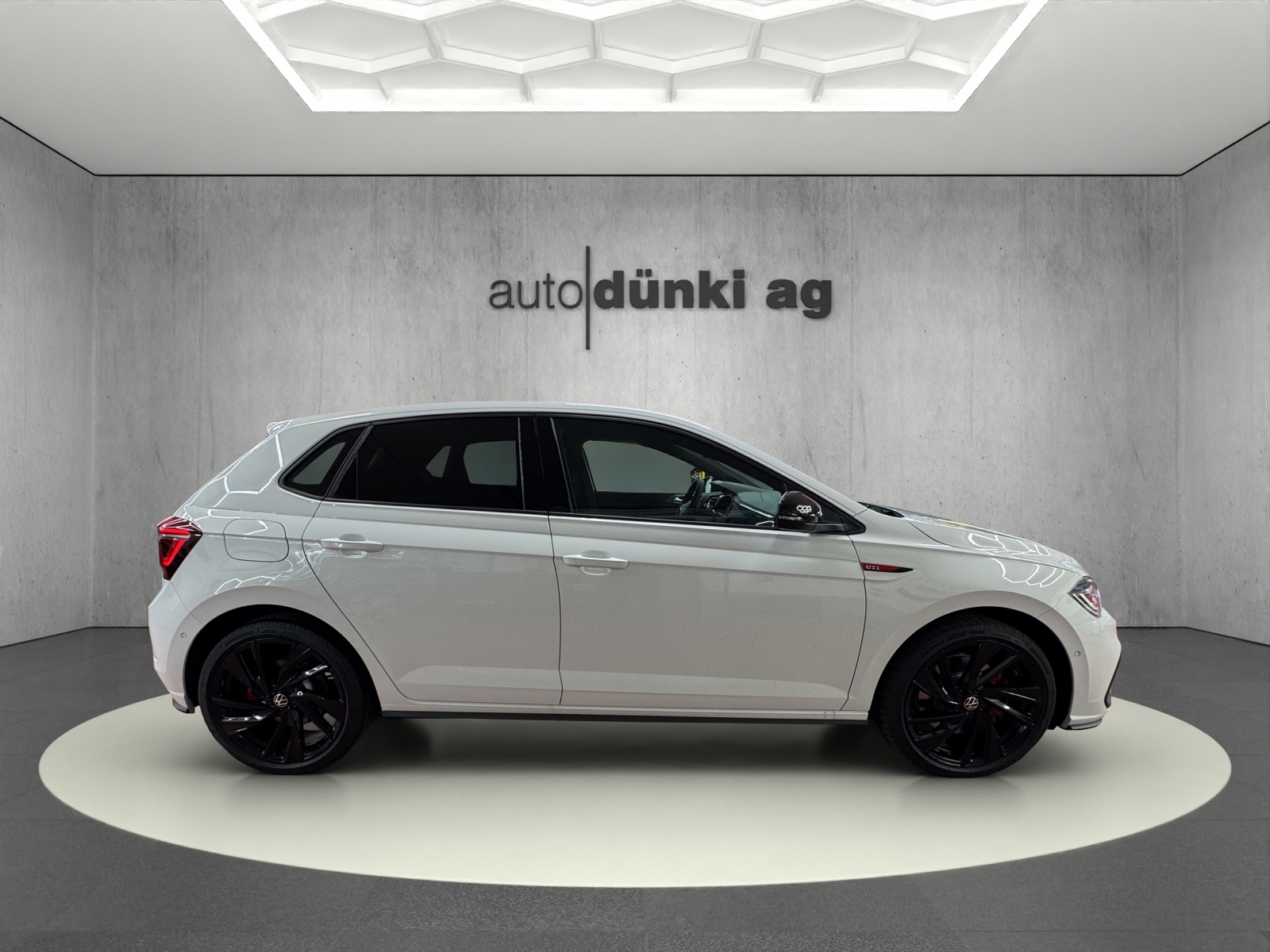 VW Polo 2.0 TSI GTI DSG-showroom-element-3