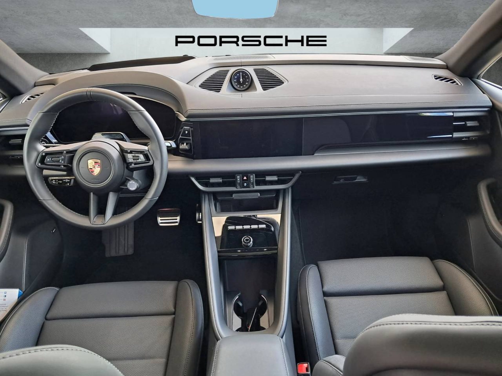 PORSCHE Macan 4S-image-15
