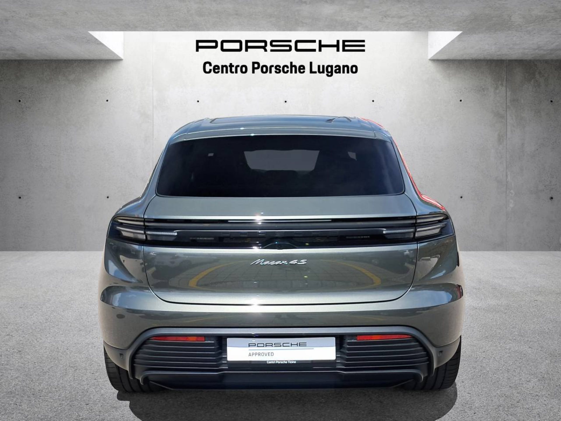 PORSCHE Macan 4S-image-10