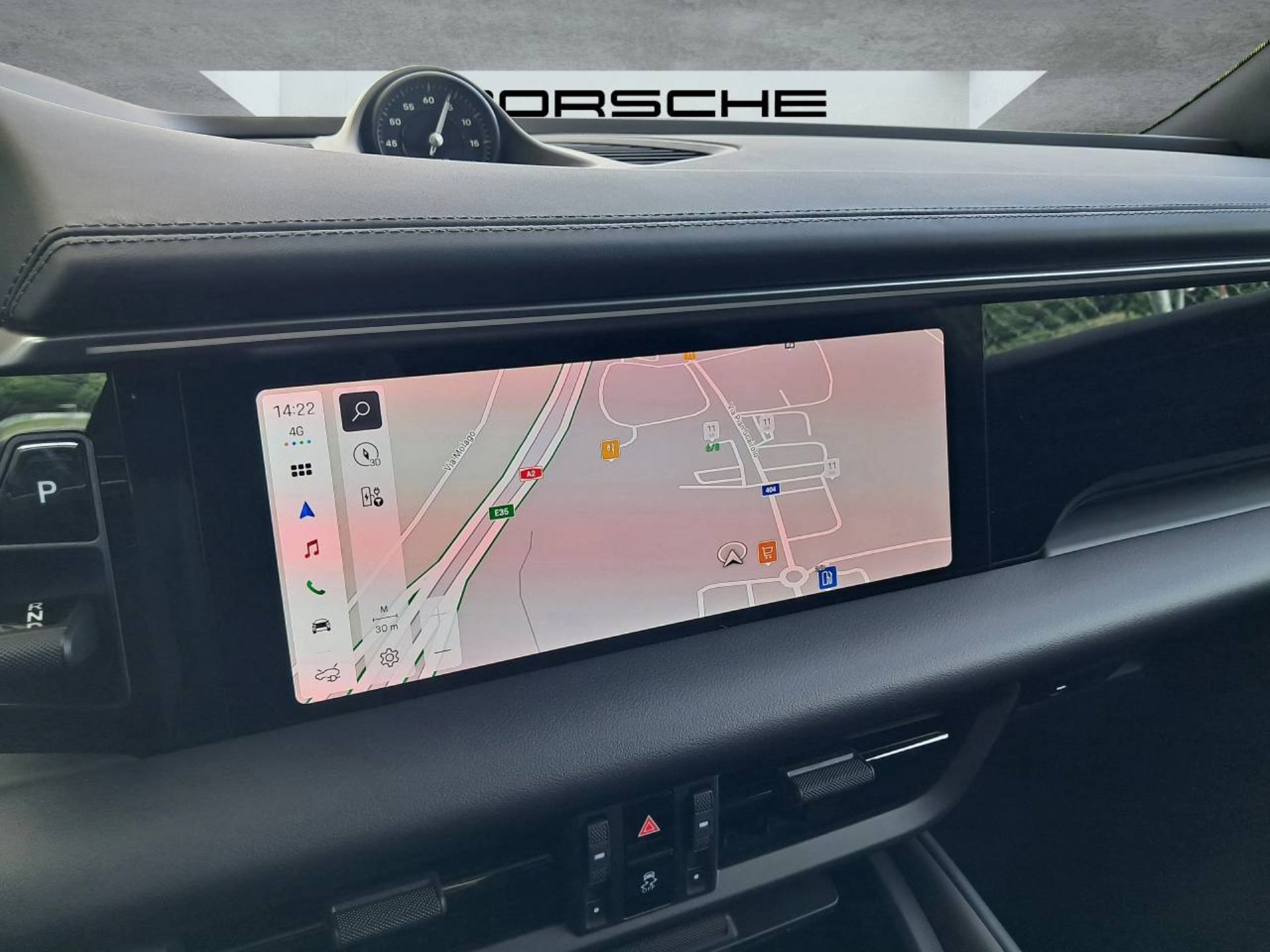 PORSCHE Macan 4S-image-19