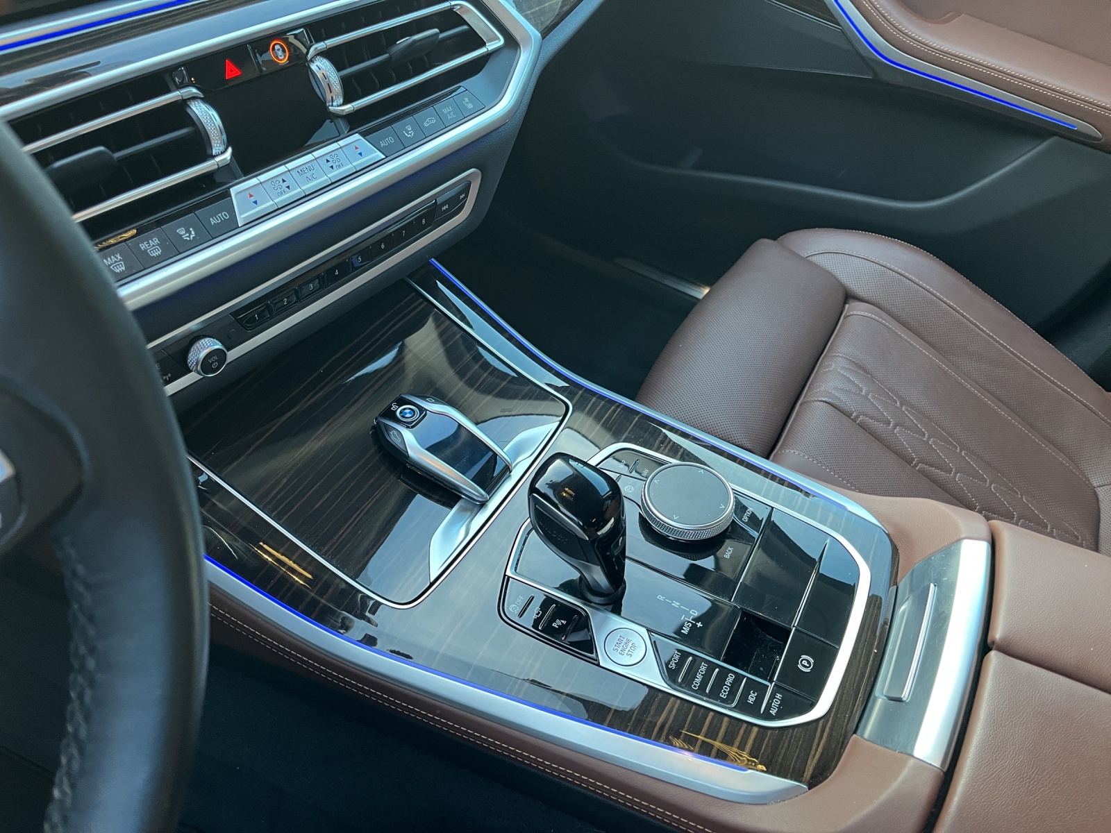 BMW X5 xDrive 48V 40i Steptronic-image-11