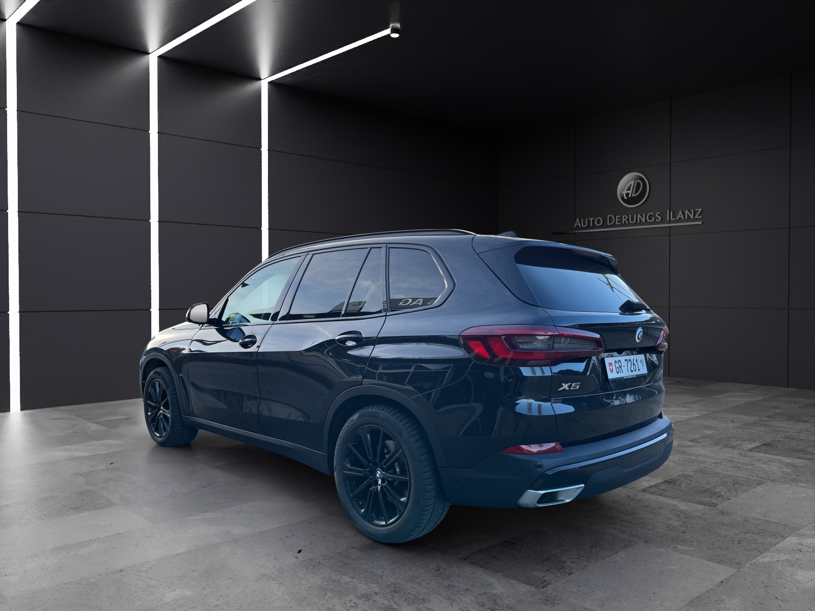 BMW X5 xDrive 48V 40i Steptronic-showroom-element-2