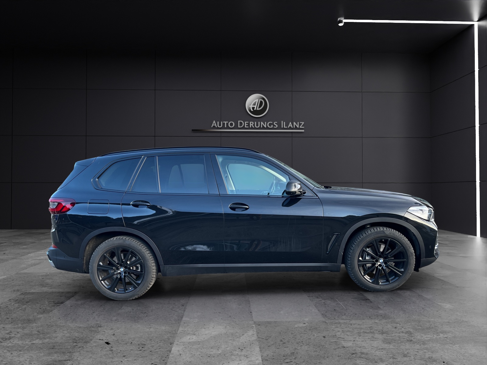 BMW X5 xDrive 48V 40i Steptronic-image-5