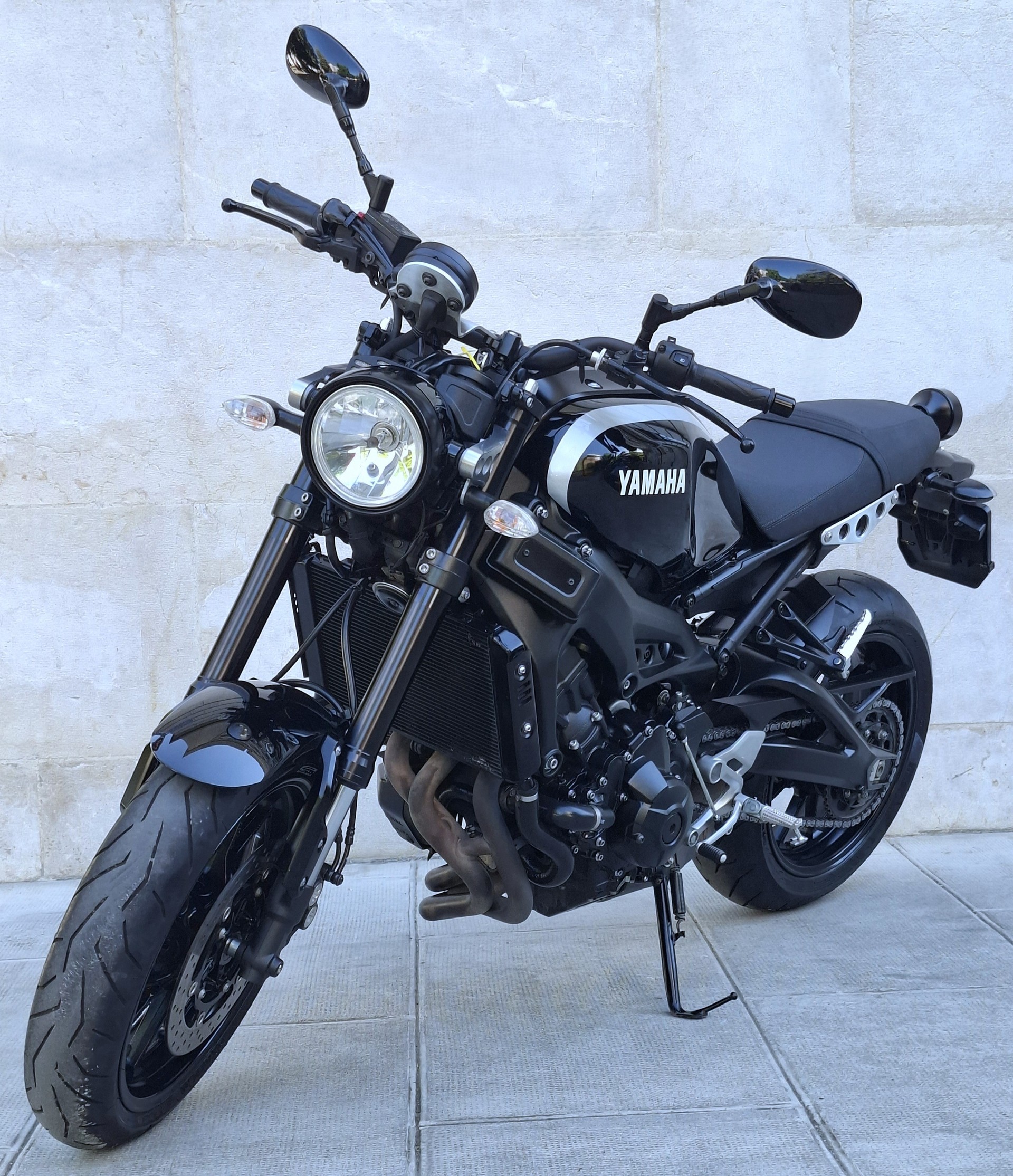 YAMAHA XSR 900-image-3