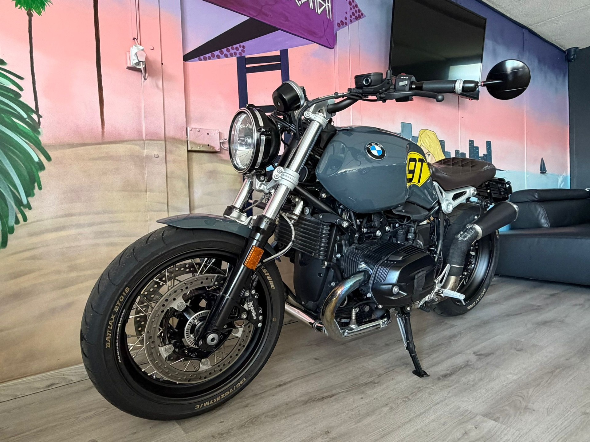BMW R nineT Pure ABS-image-2