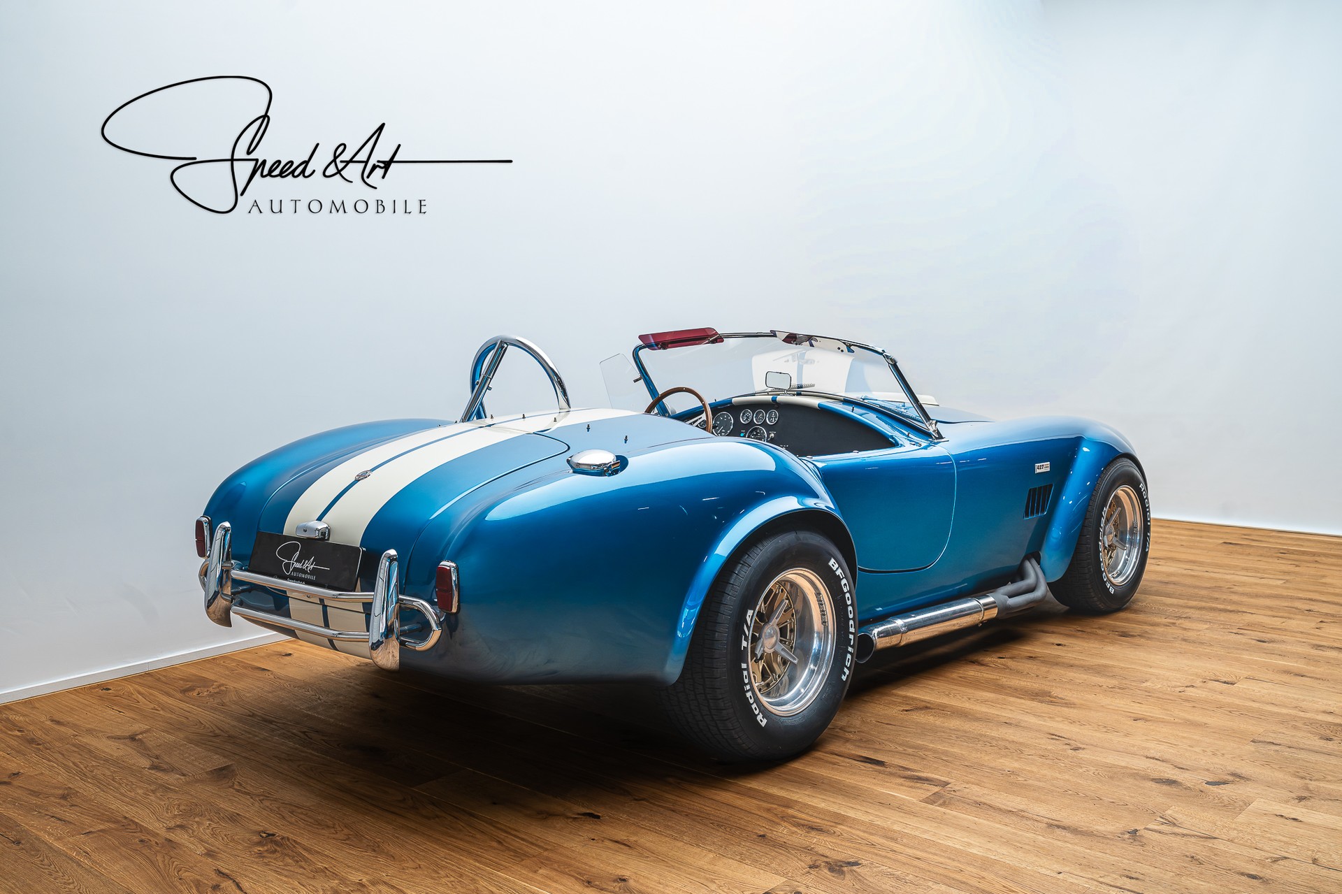 AC Shelby Cobra 427 S/C | Contemporary Classic-showroom-element-3