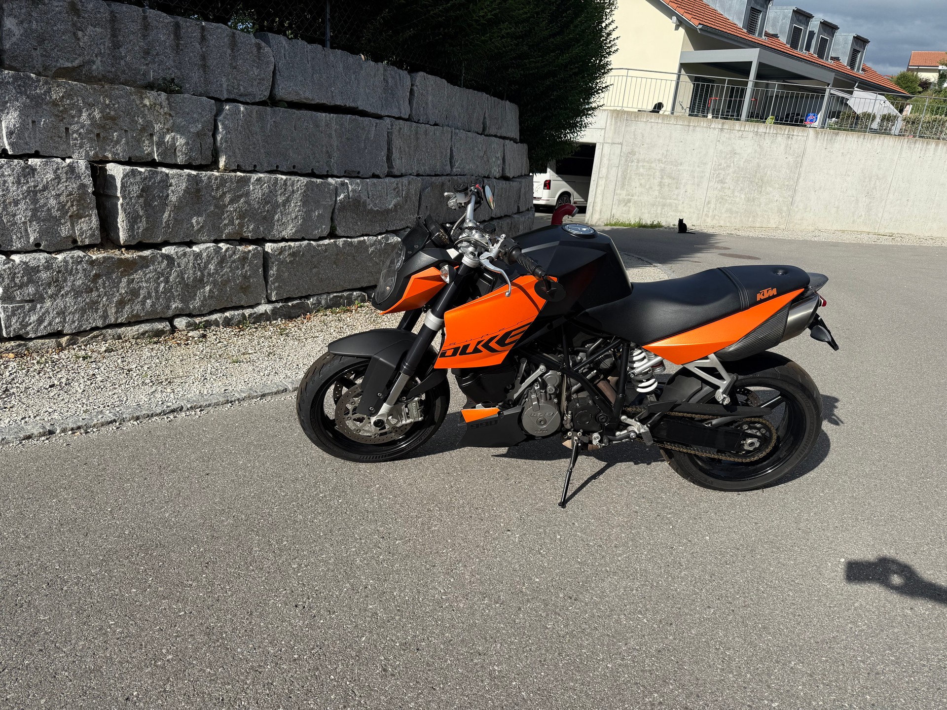 KTM 990 Super Duke-image-0