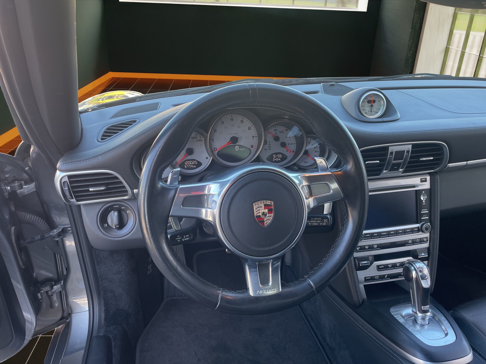 PORSCHE 911 Cabrio Carrera 4S PDK-image-10