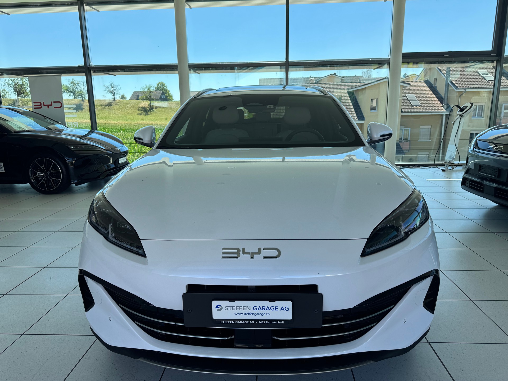 BYD Seal 6 DM-i Touring Comfort-showroom-element-1