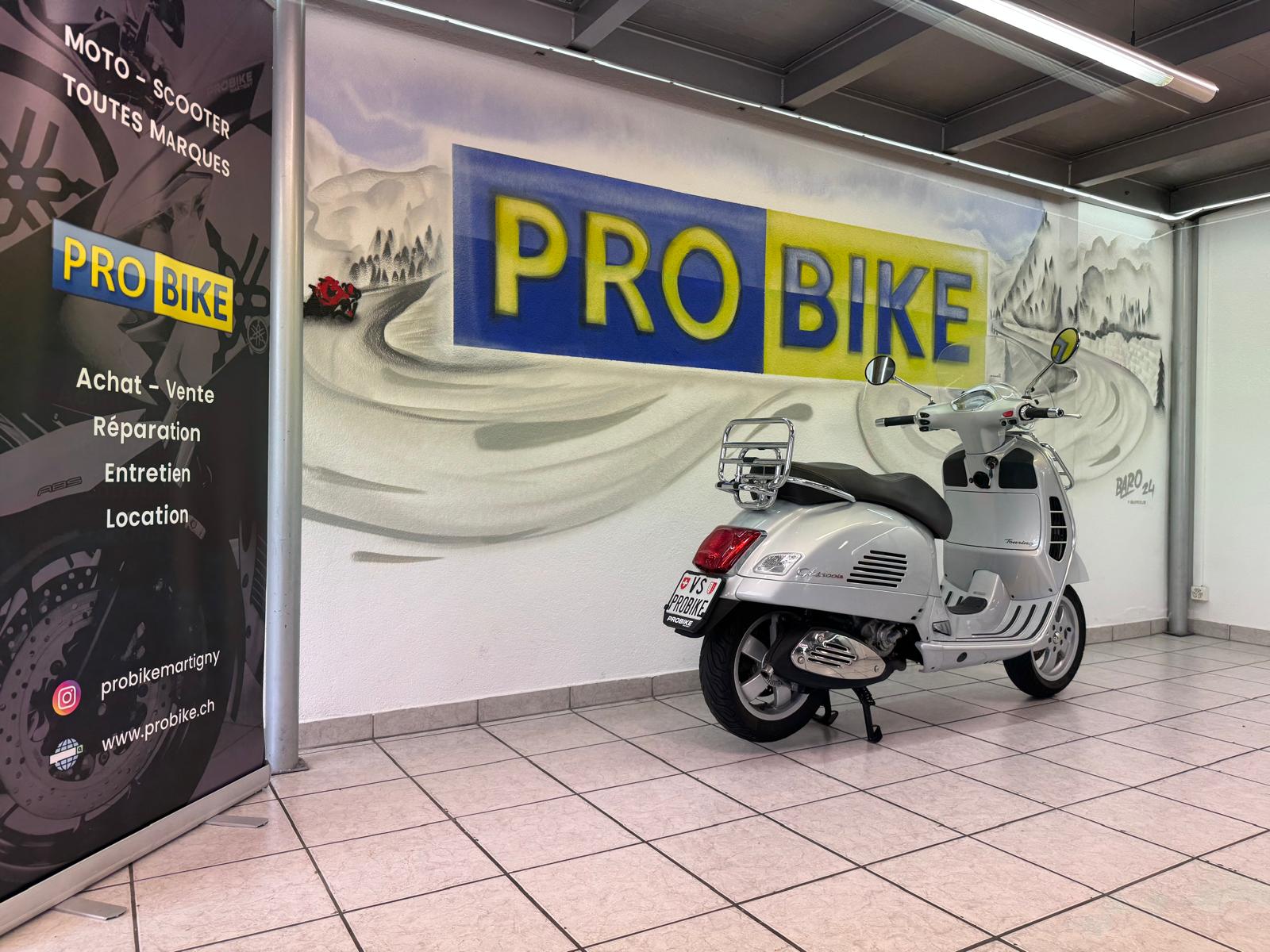 PIAGGIO Vespa GTS 300 i.e.Touring-image-2
