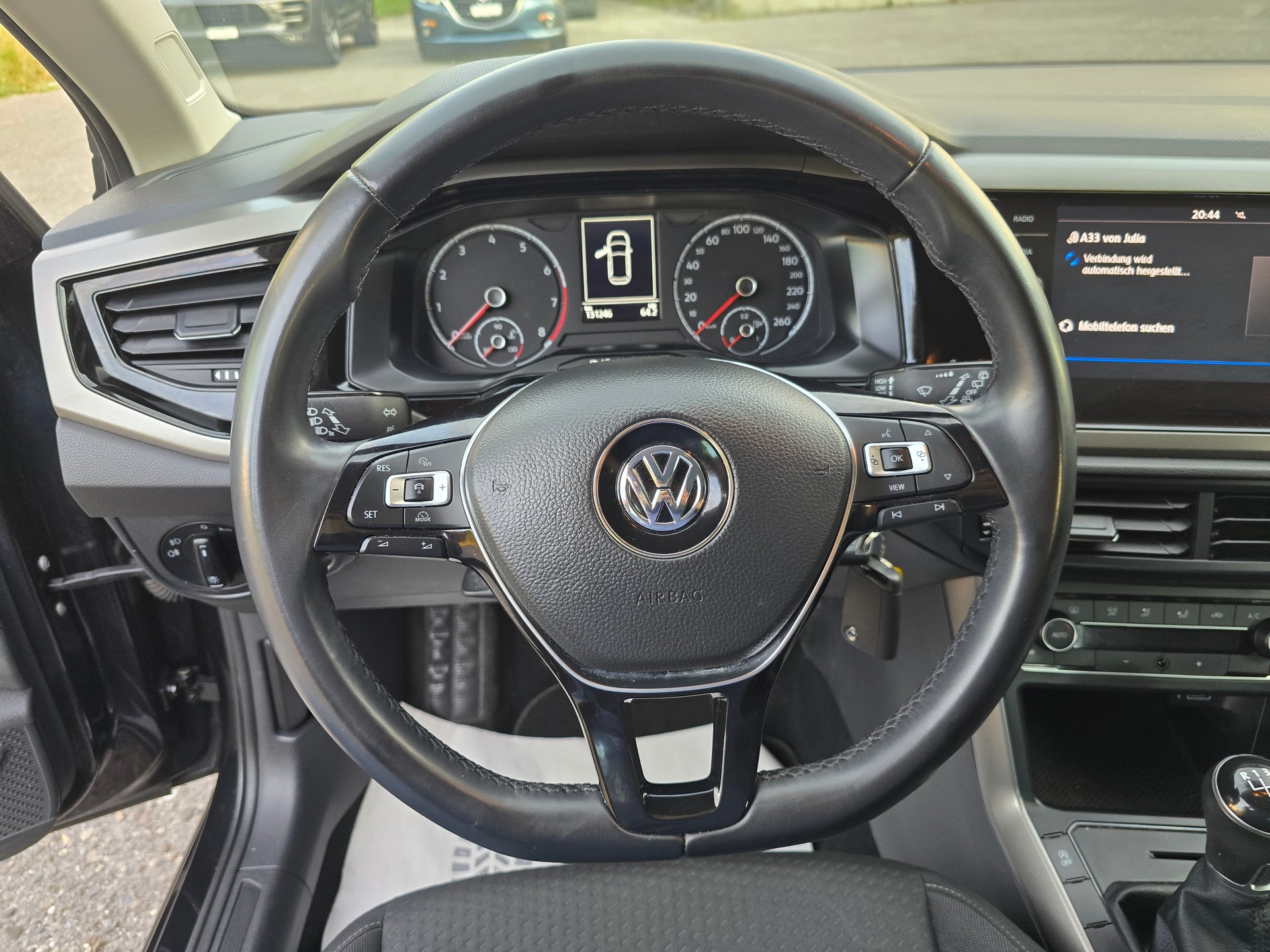 VW Polo 1.0 TSI BMT Trendline-image-18