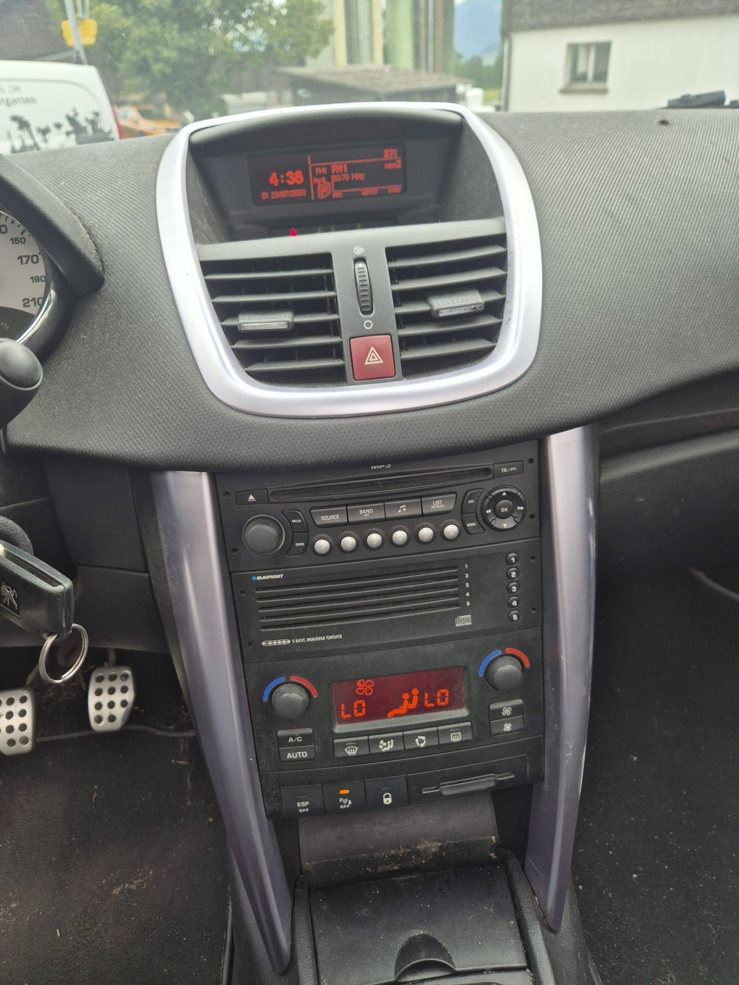 PEUGEOT 207 CC 1.6 16V Sport-image-7