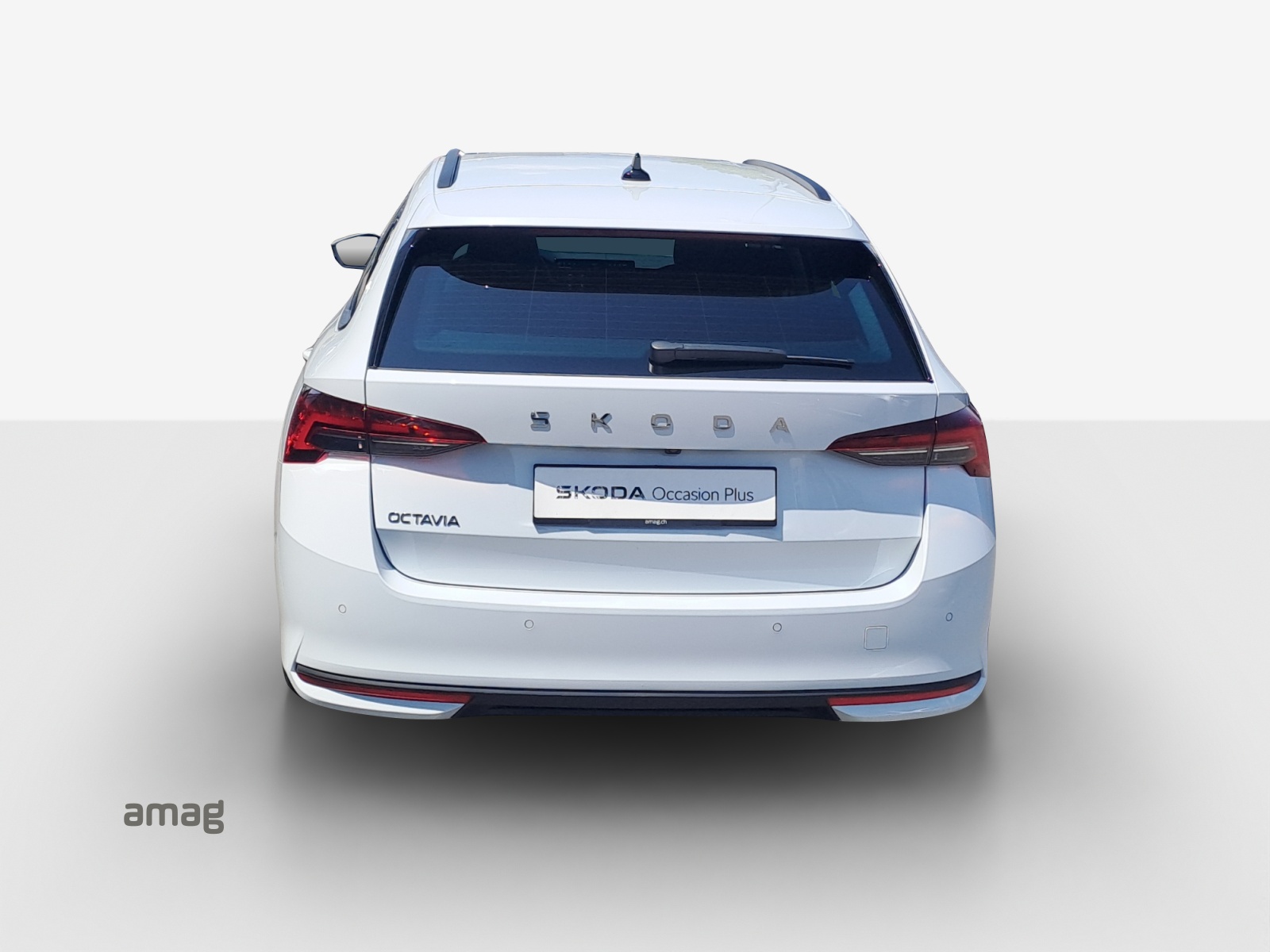 SKODA Octavia Combi 1.5 TSI mHEV DSG Dynamic-showroom-element-3
